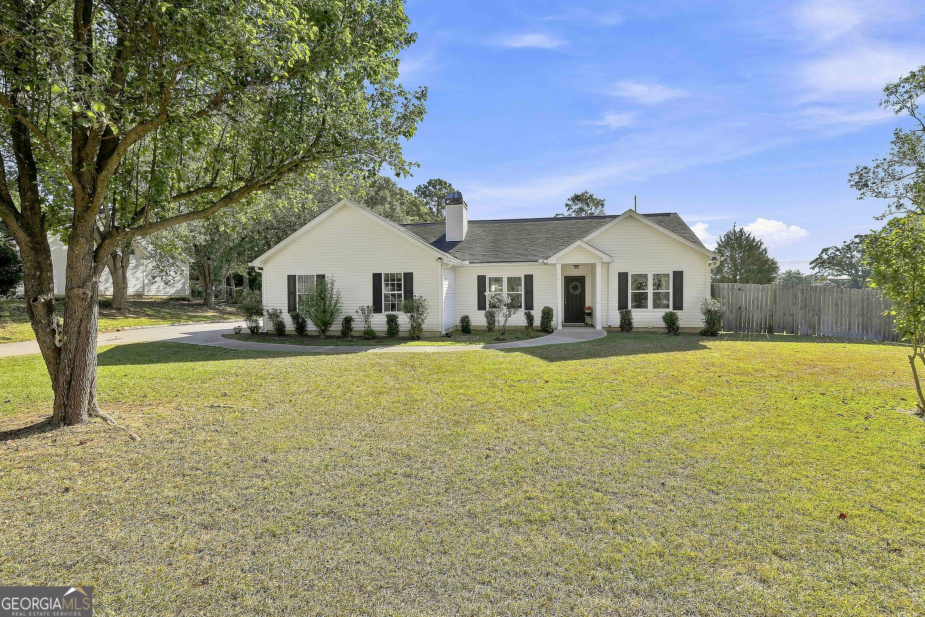 13 Lassetter Road Property Photo 3