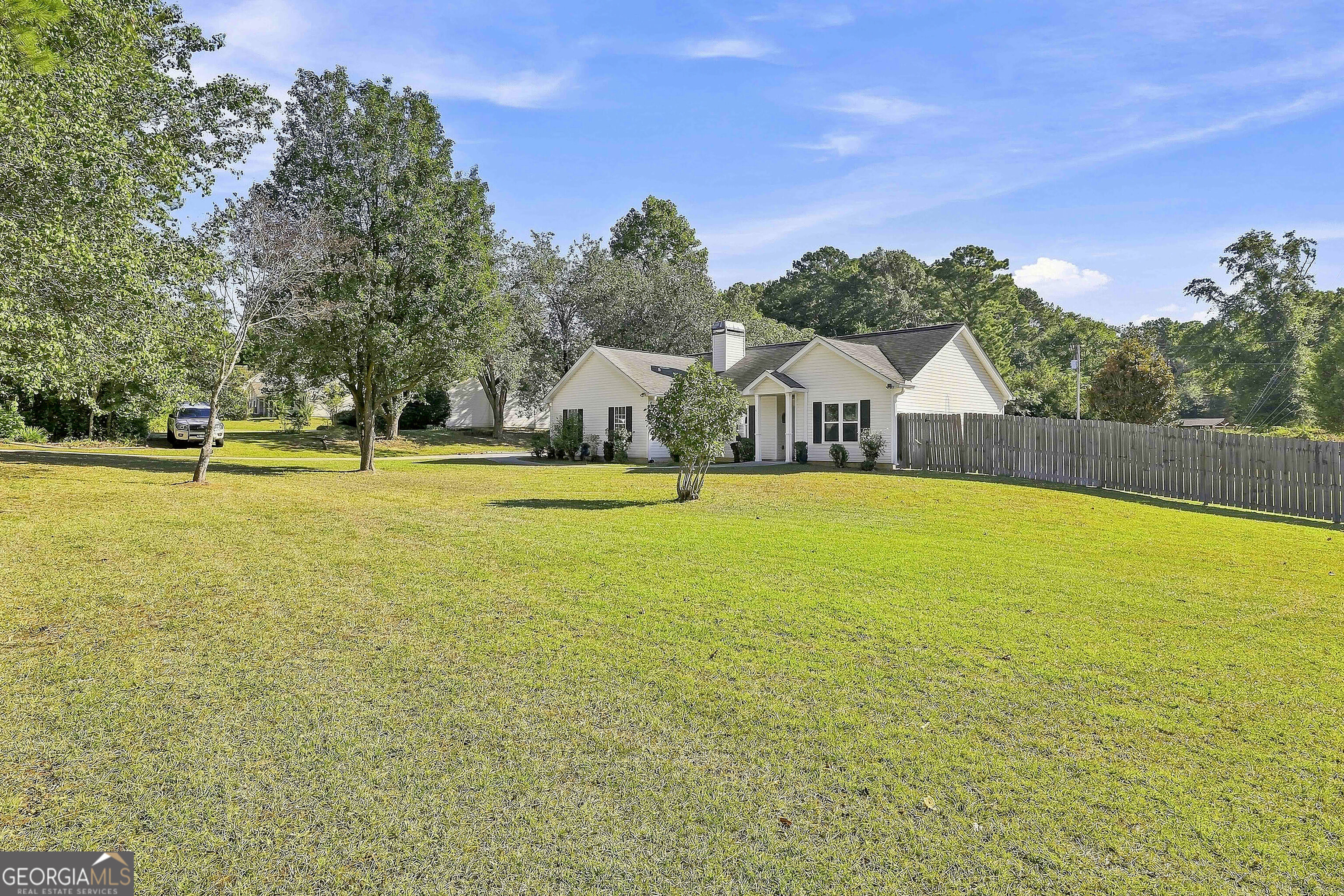 13 Lassetter Road Property Photo 4