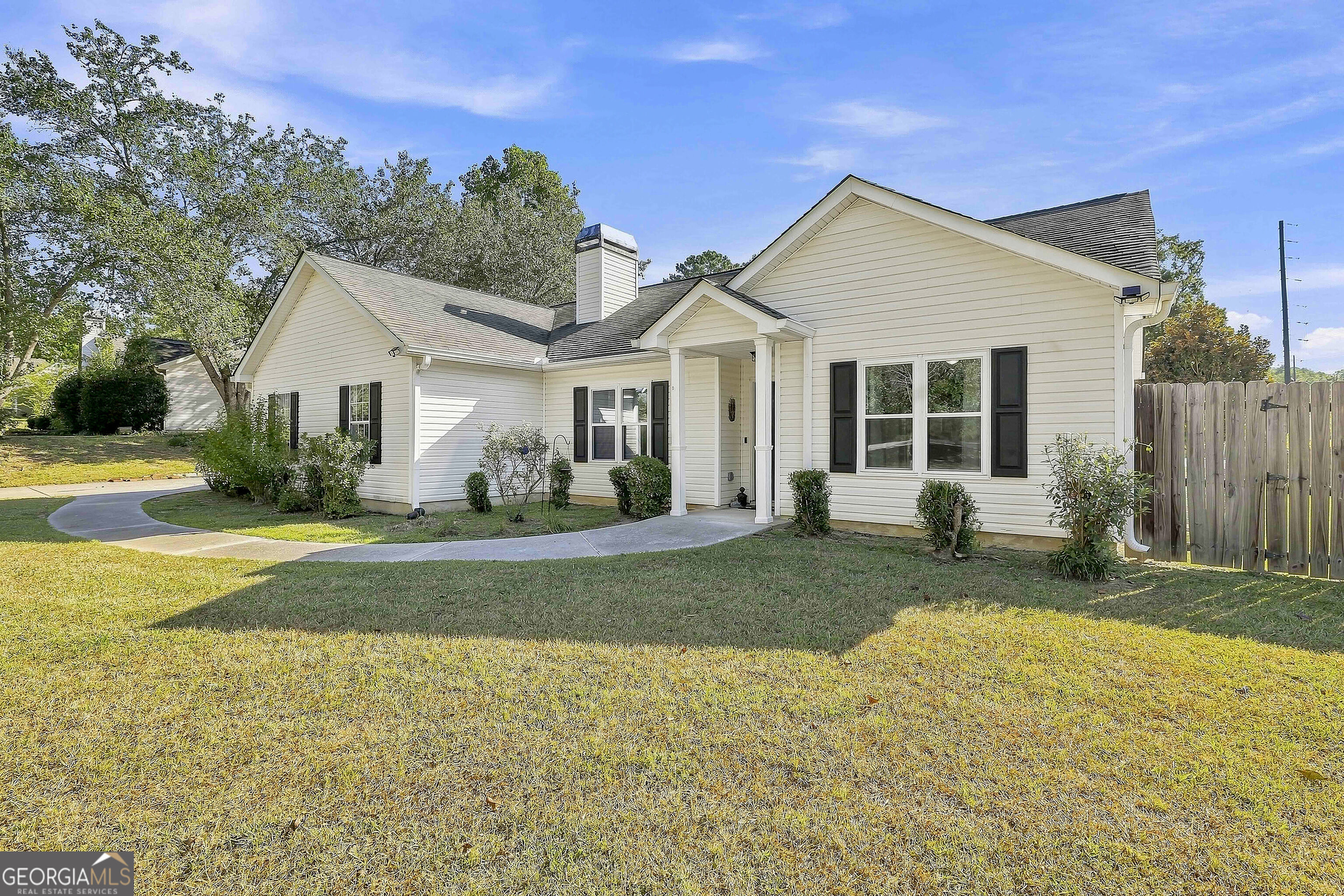 13 Lassetter Road Property Photo 5