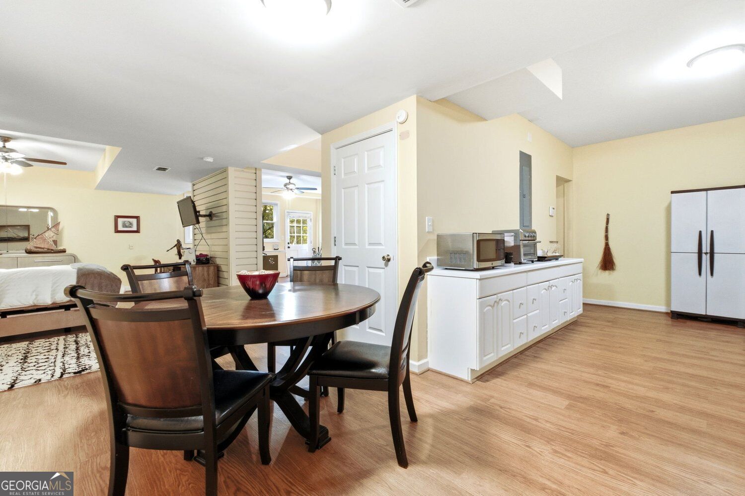 235 River Landing Drive Property Photo 38