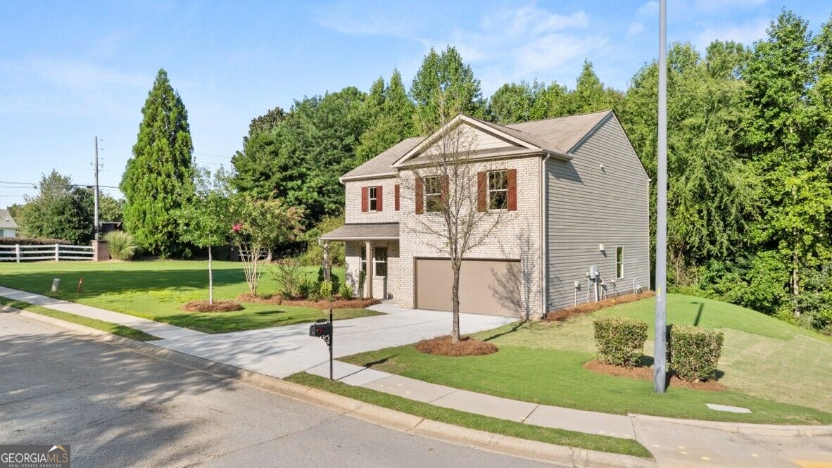 103 Arbor Creek Drive Property Photo 2