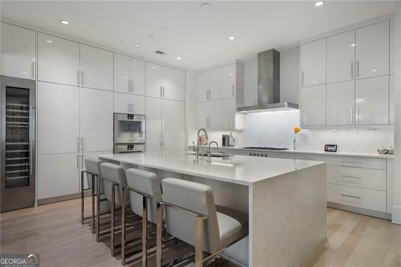 1301 Peachtree Street Ne Property Photo 16