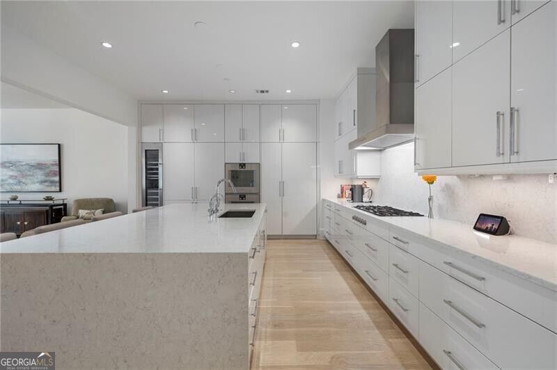 1301 Peachtree Street Ne Property Photo 17