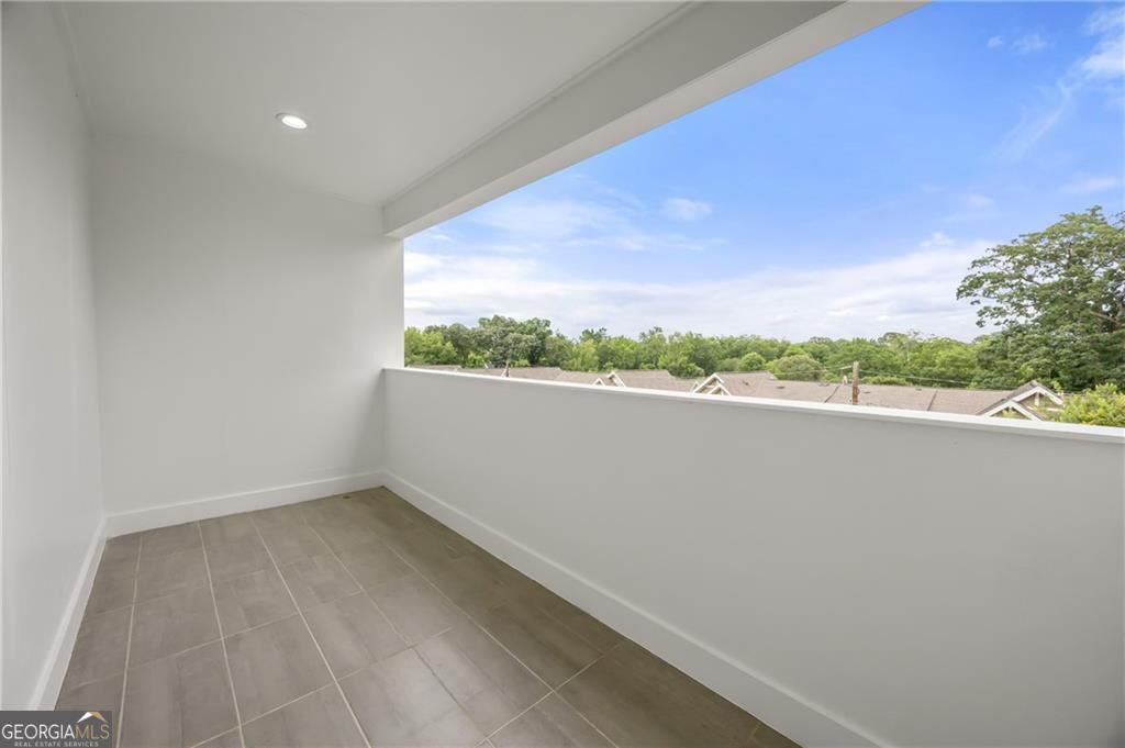 24 Hutchinson Street Property Photo 39