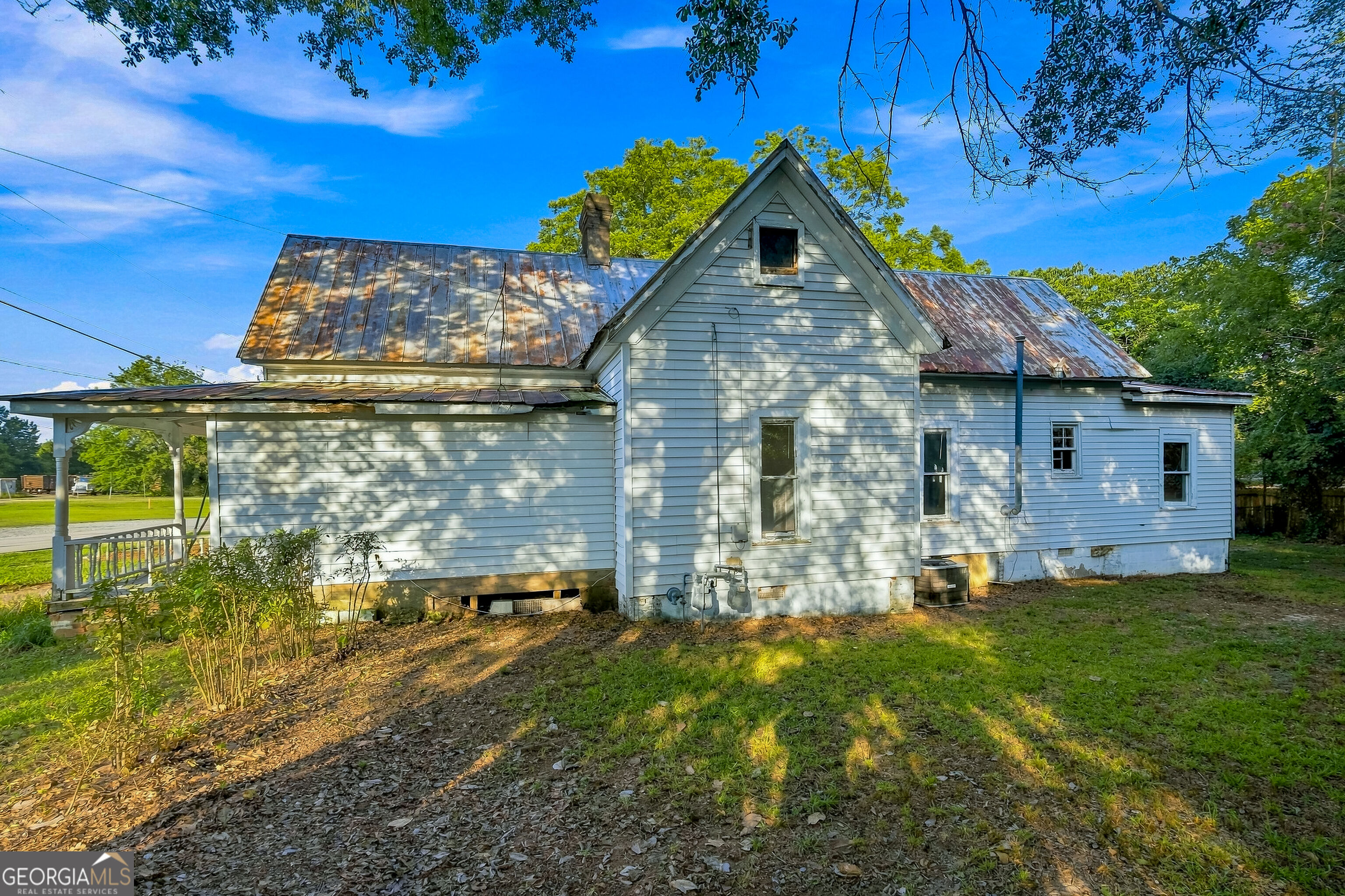 5908 Wall Street Property Photo 10