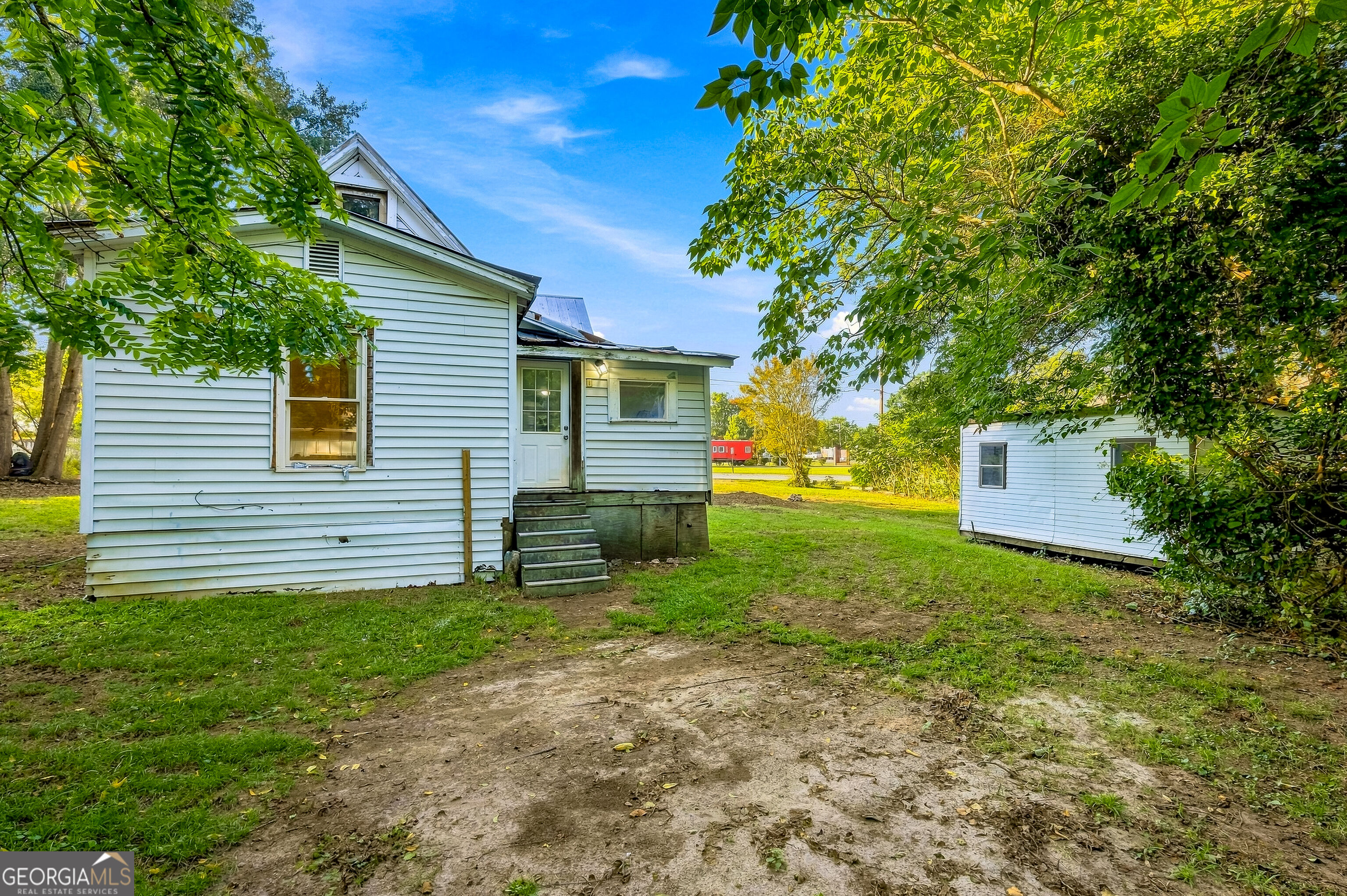 5908 Wall Street Property Photo 13