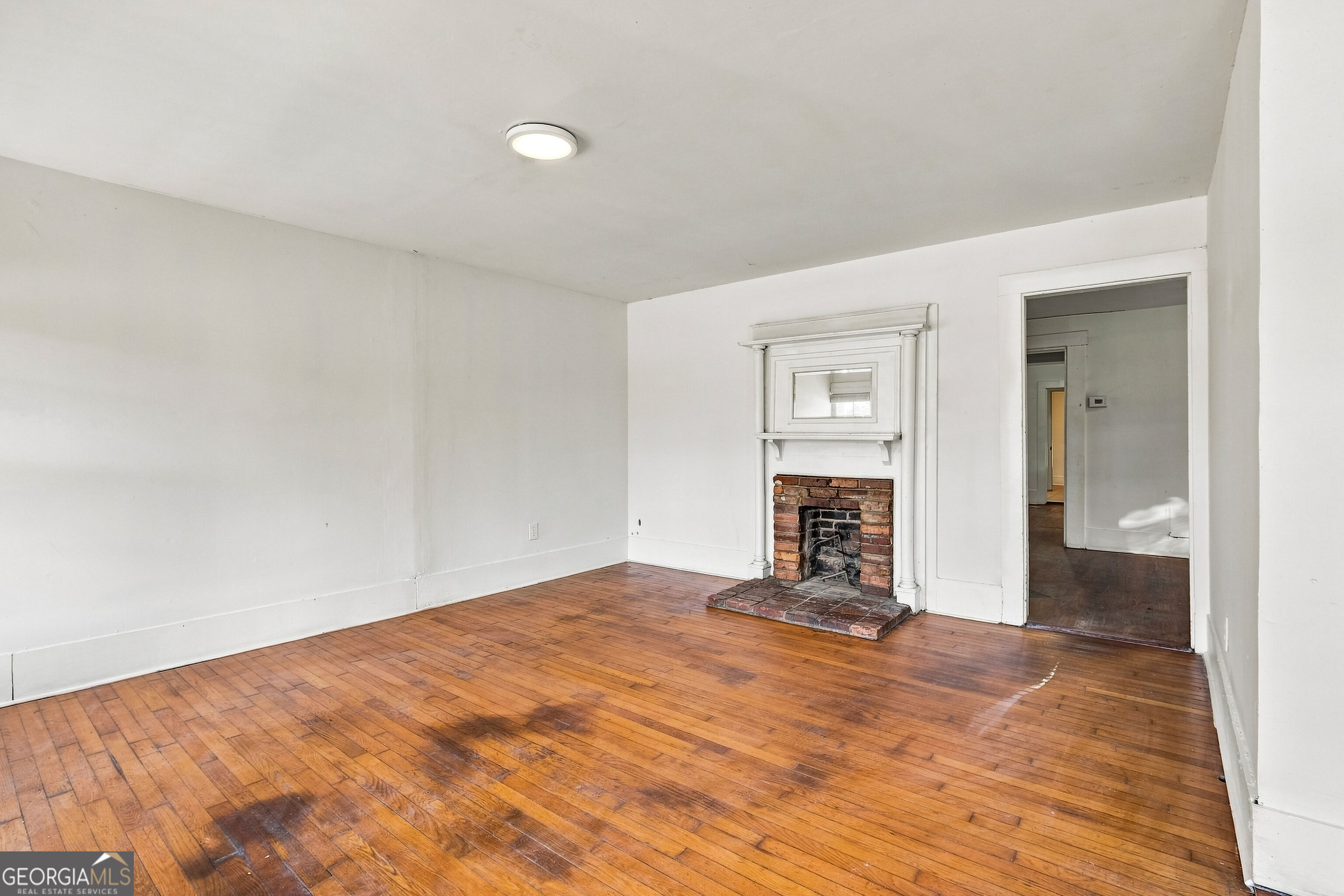 5908 Wall Street Property Photo 27