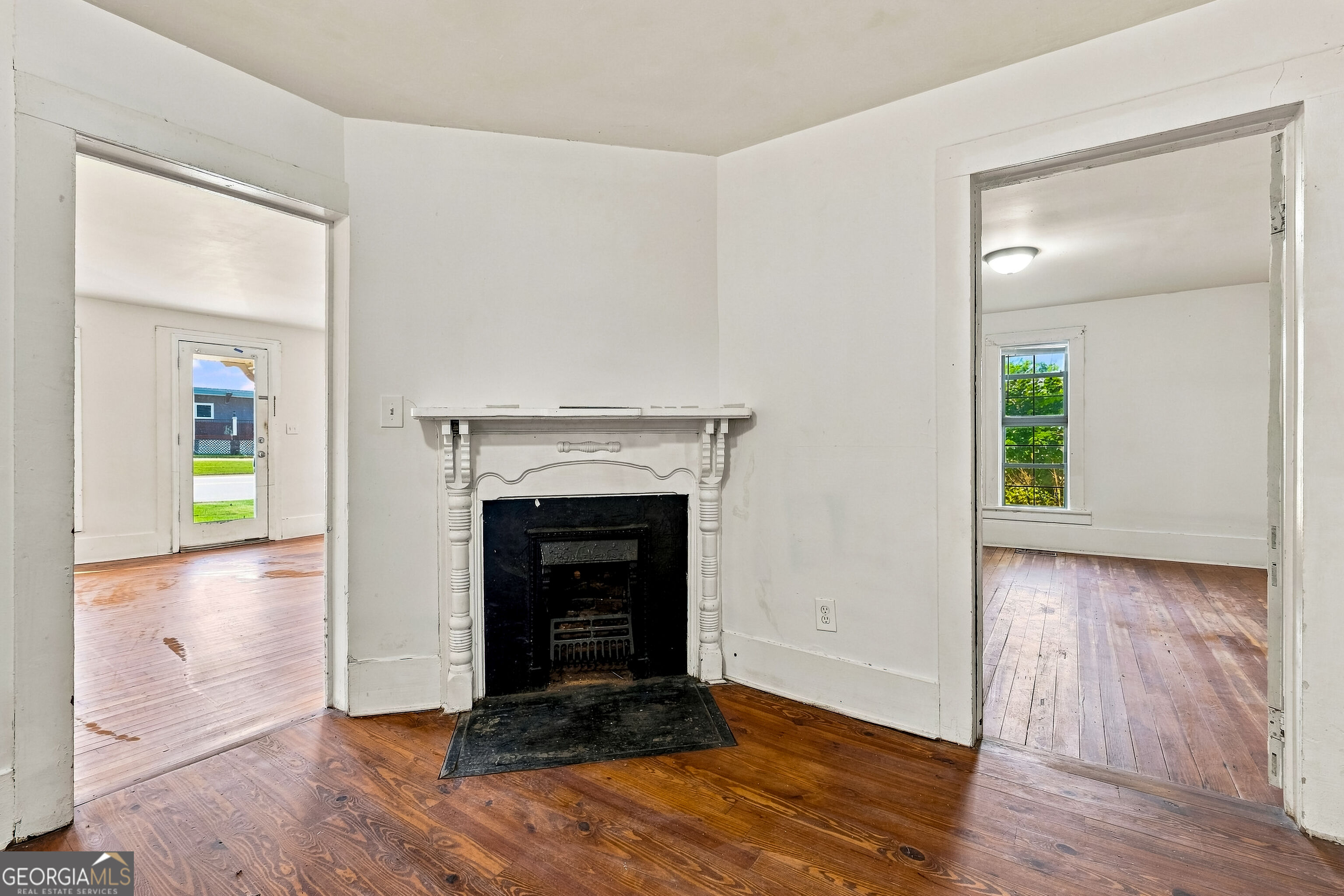 5908 Wall Street Property Photo 31