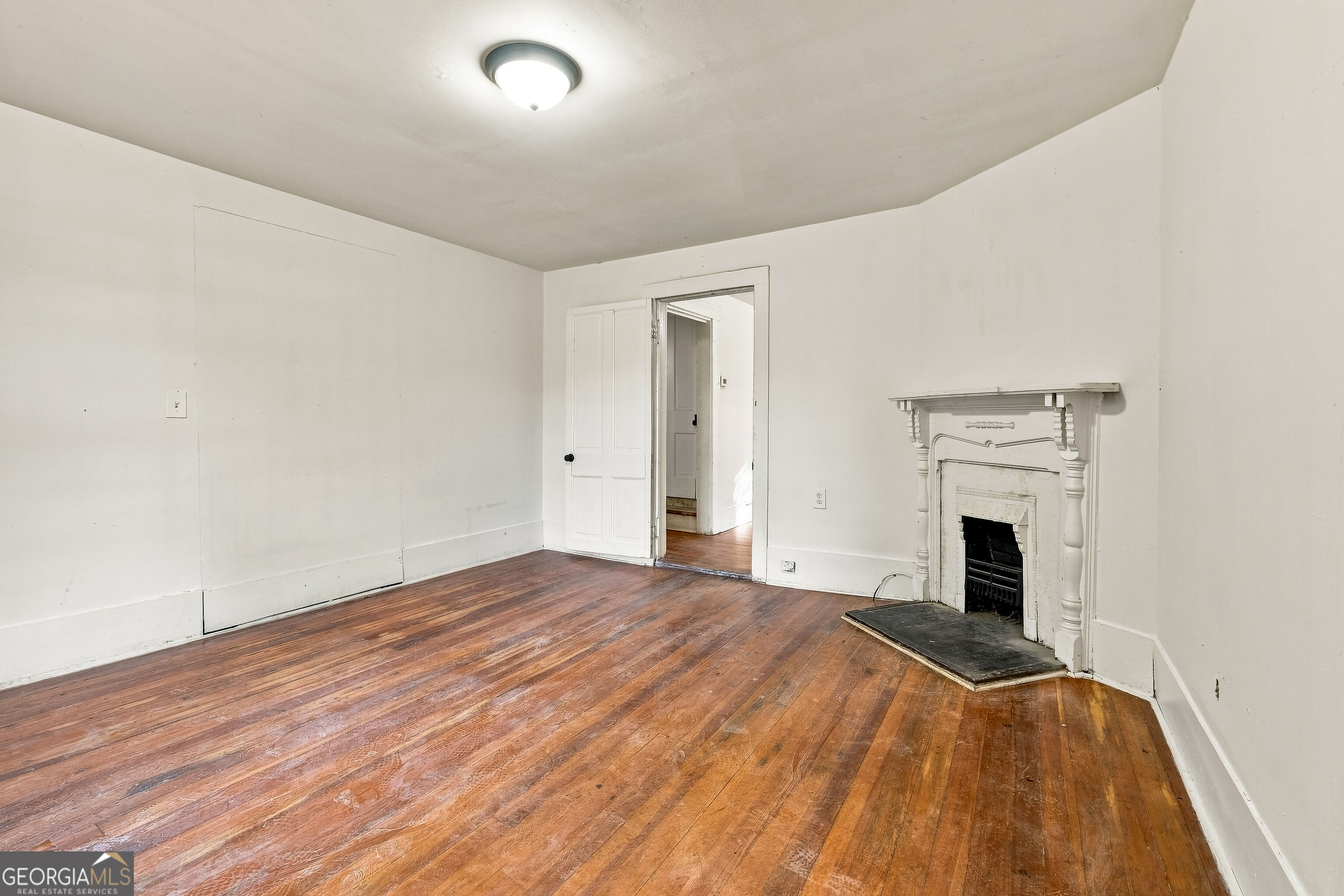 5908 Wall Street Property Photo 34