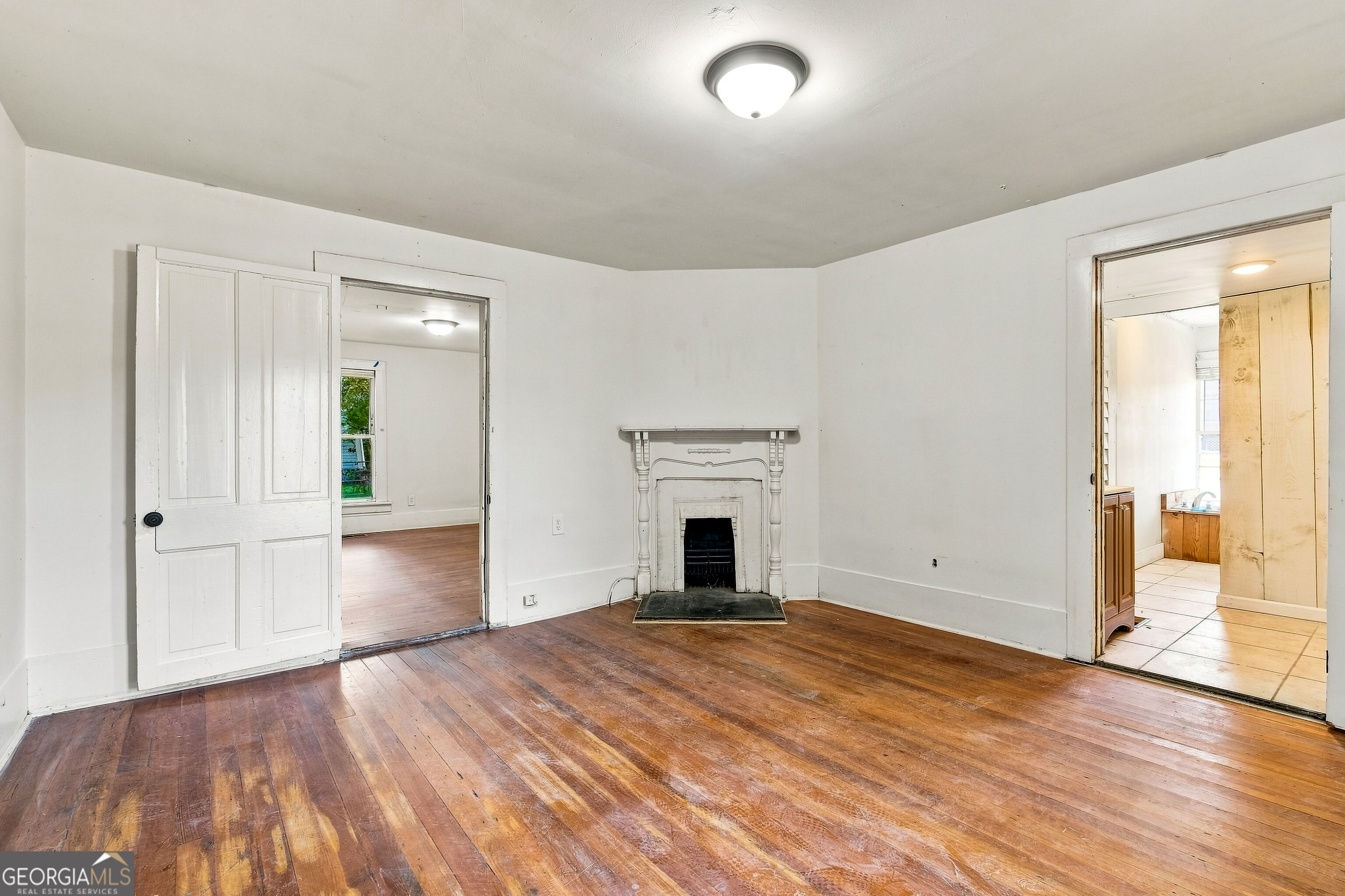 5908 Wall Street Property Photo 35