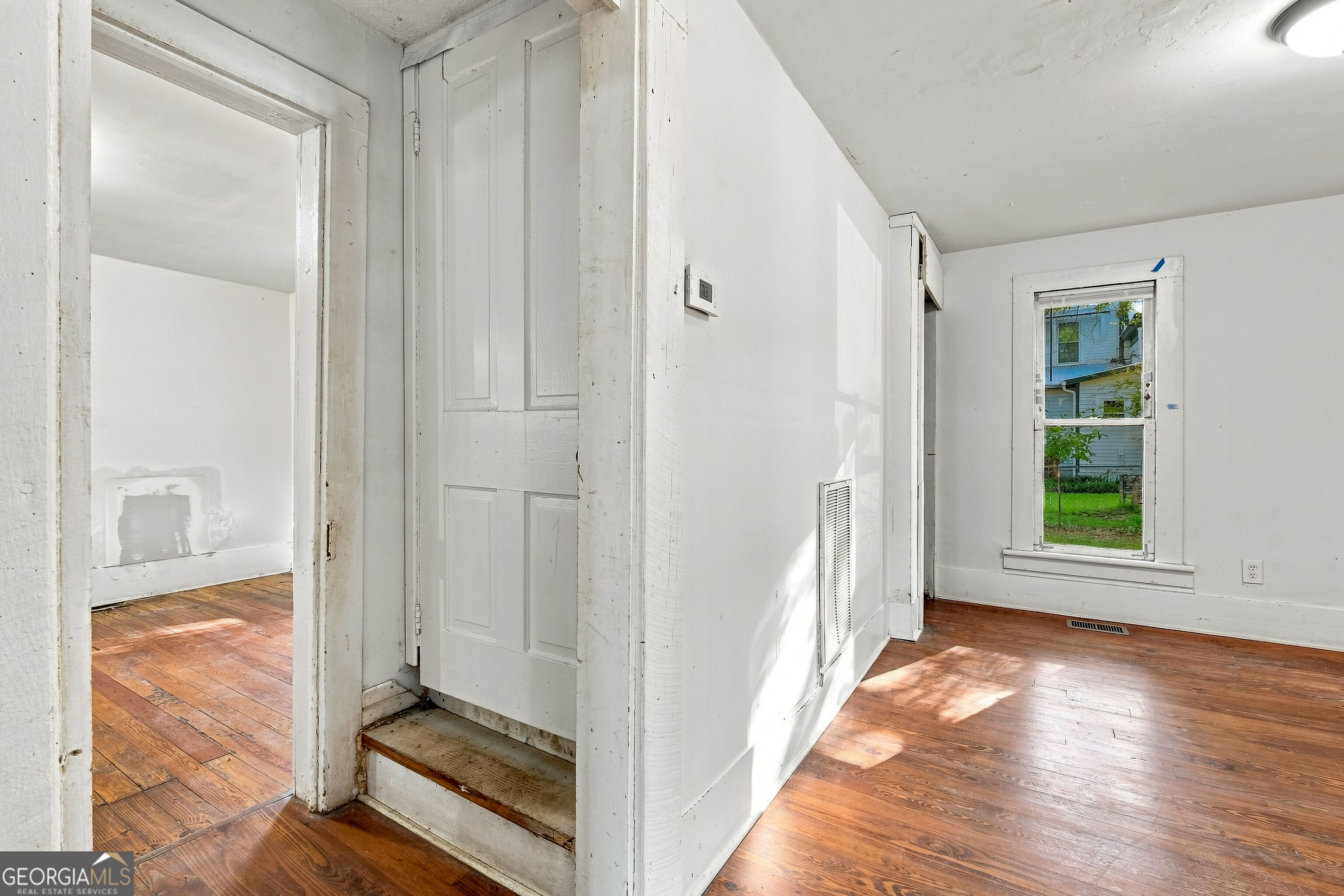5908 Wall Street Property Photo 40