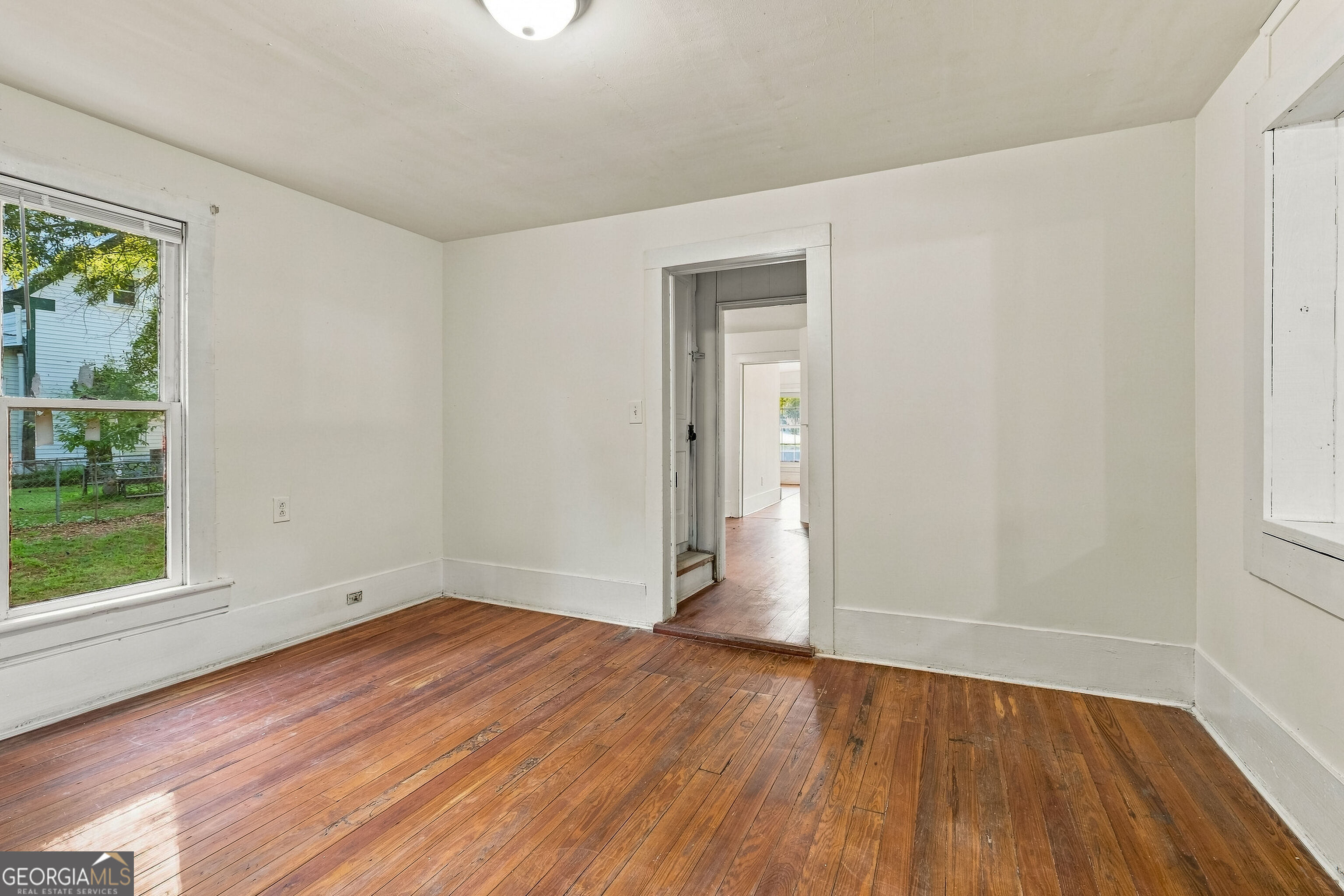 5908 Wall Street Property Photo 45