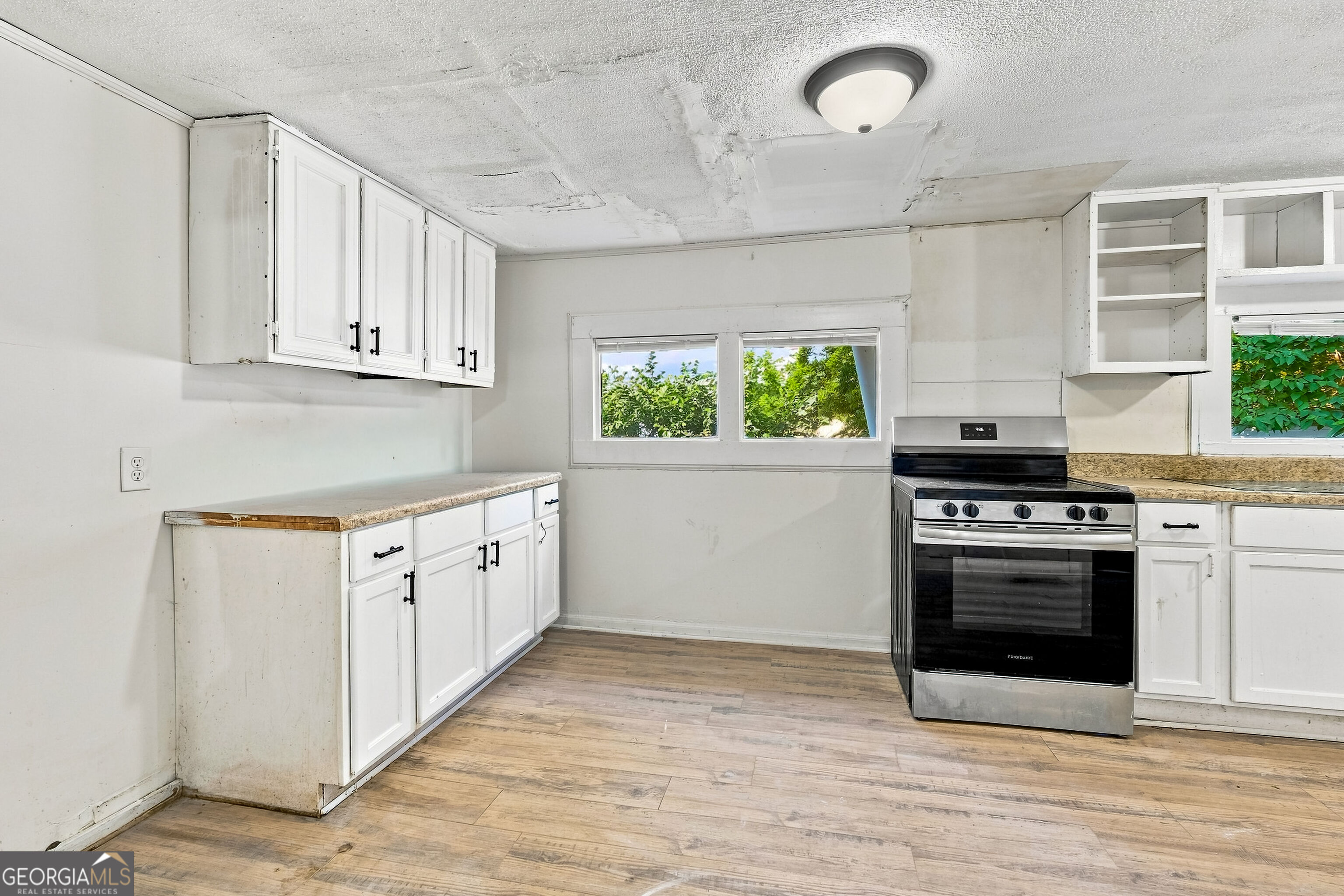 5908 Wall Street Property Photo 47
