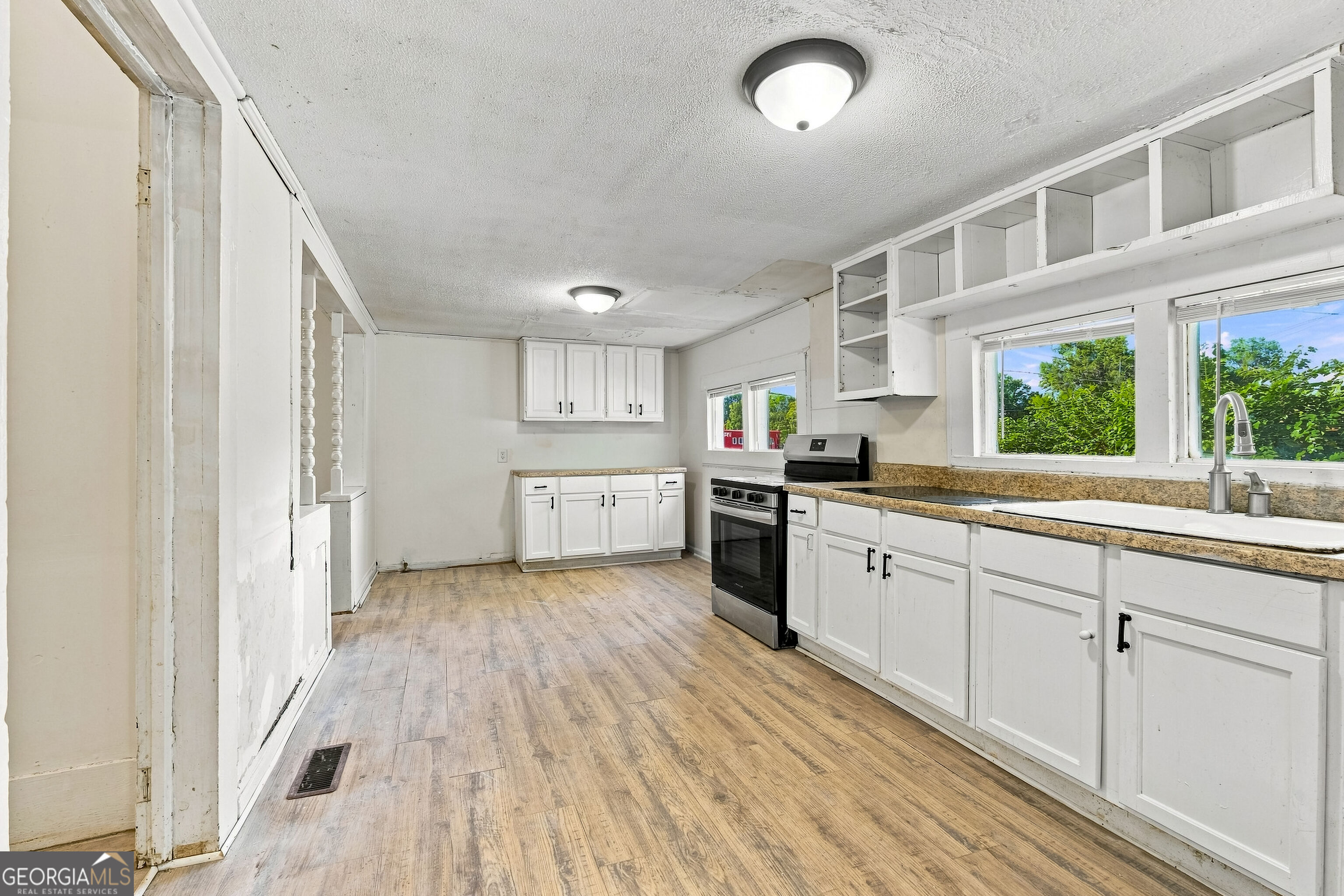 5908 Wall Street Property Photo 50