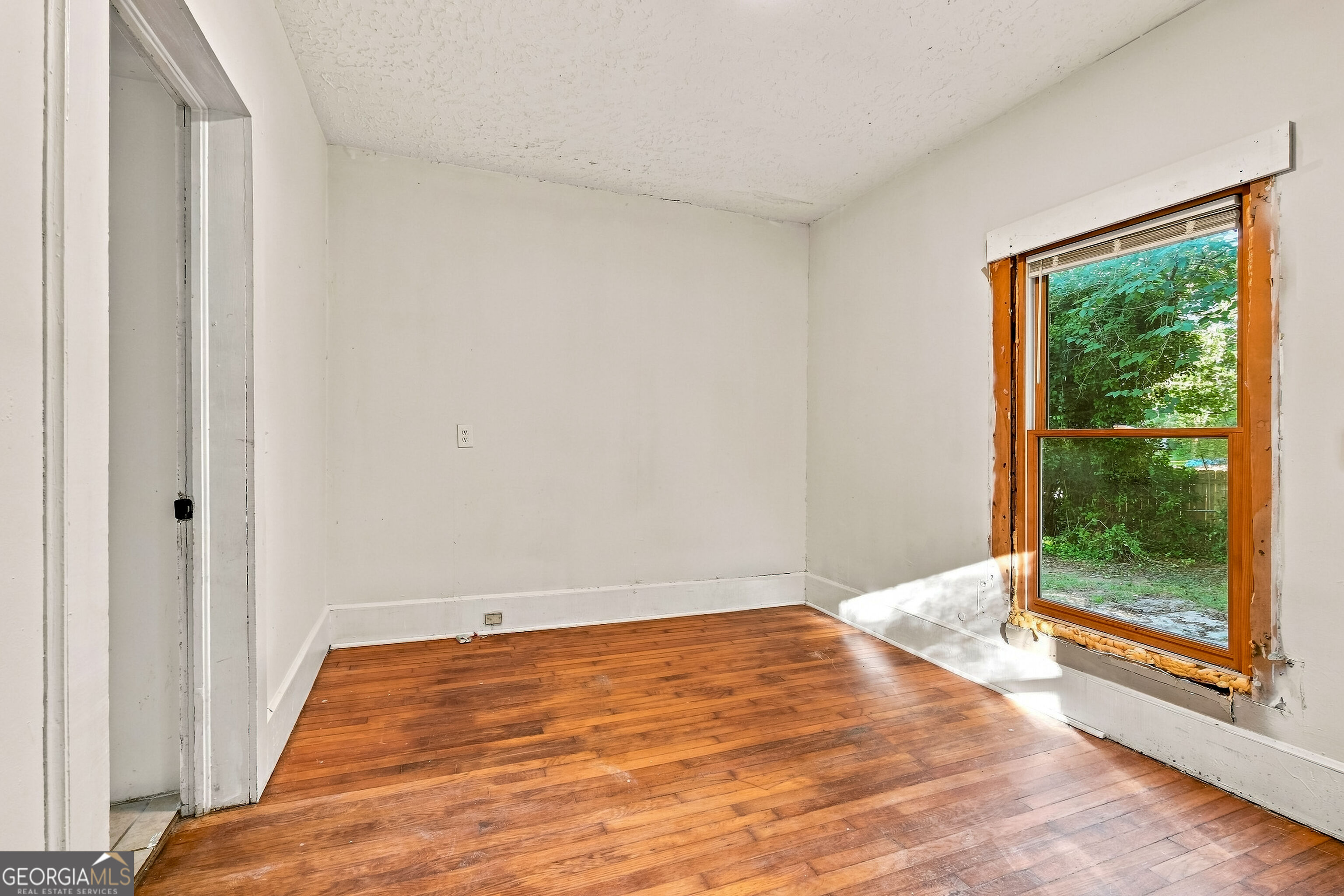 5908 Wall Street Property Photo 57