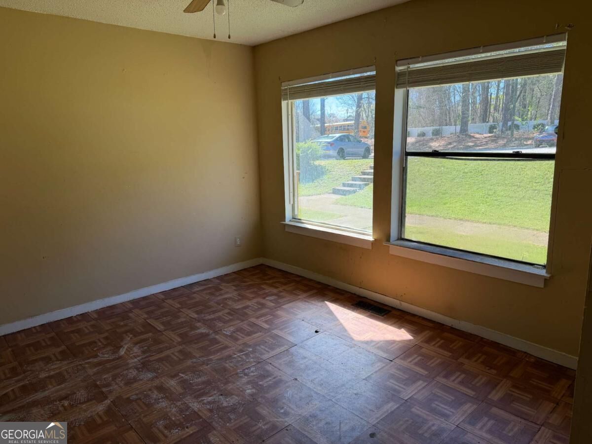 2764 Shellbark Road Property Photo 5