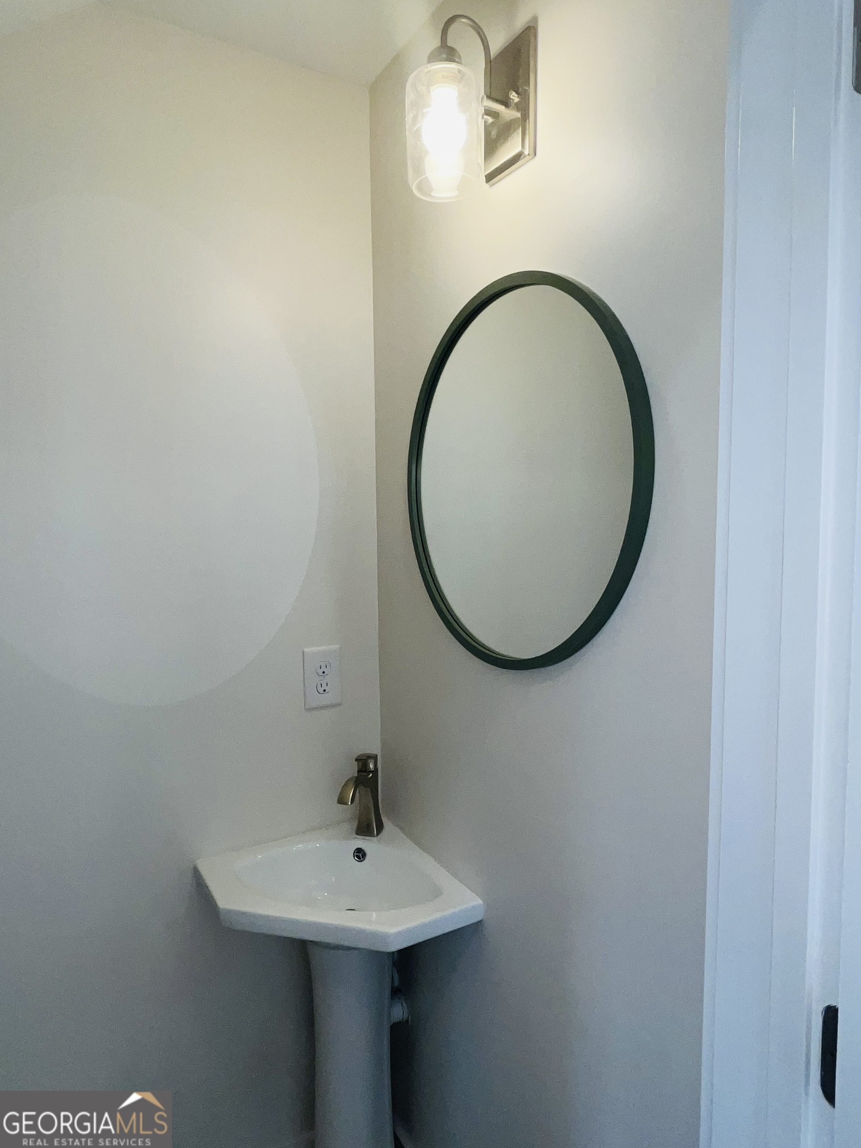 604 Freeman Street # A Property Photo 11
