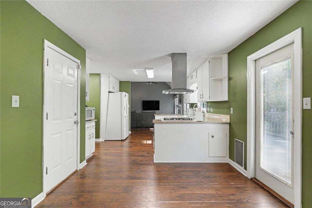 285 Creekside Way Property Photo 8