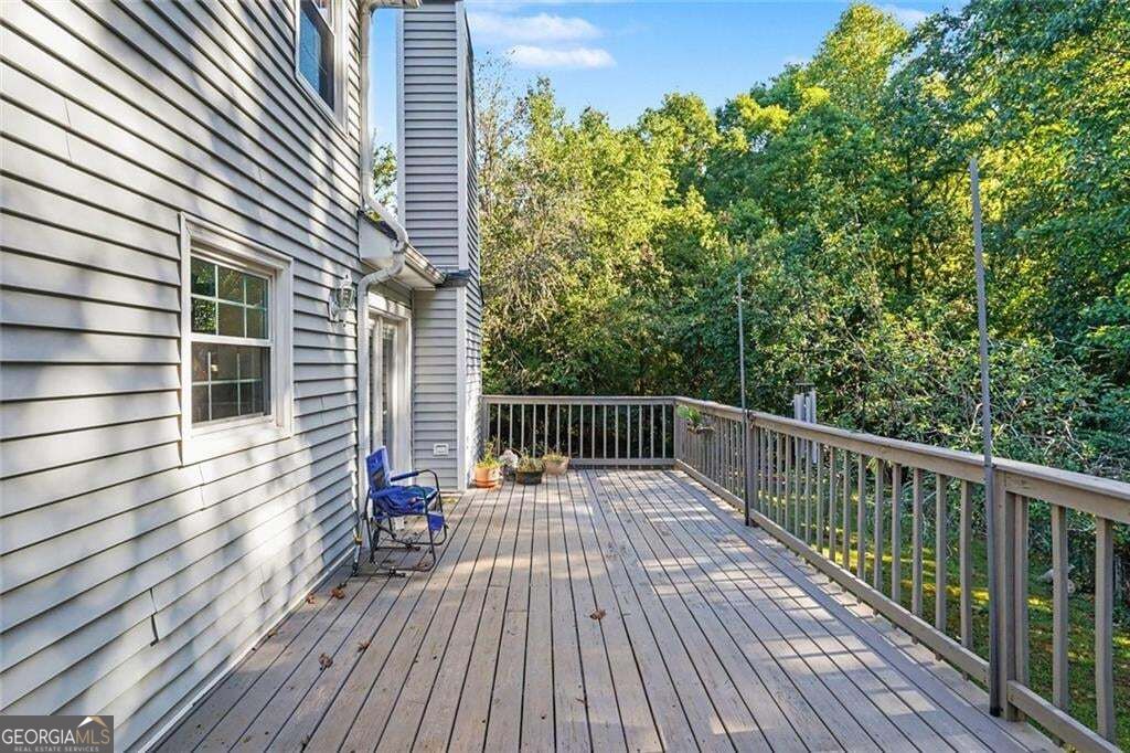 285 Creekside Way Property Photo 32