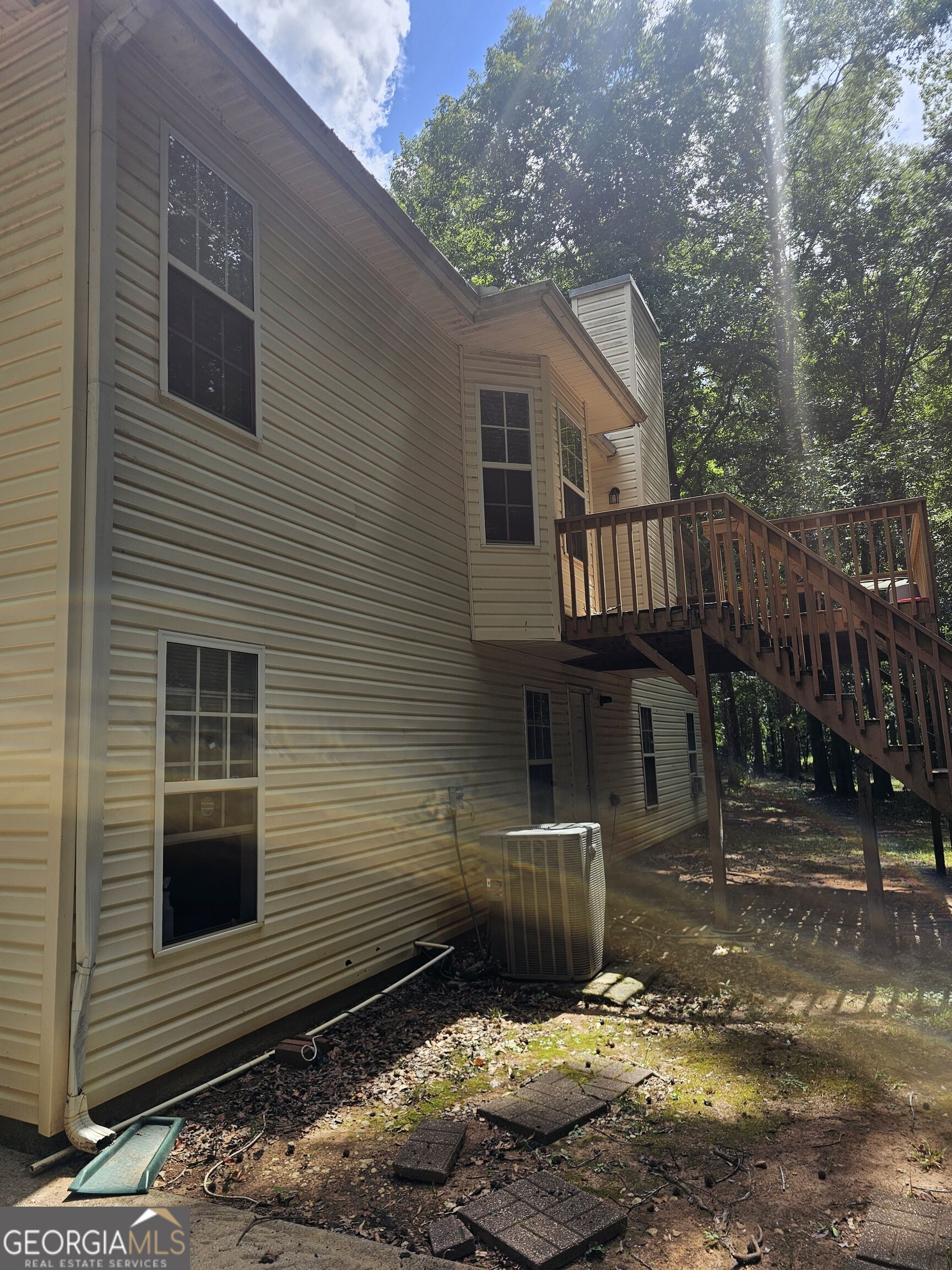 40 Summerwood Lane Property Photo 3