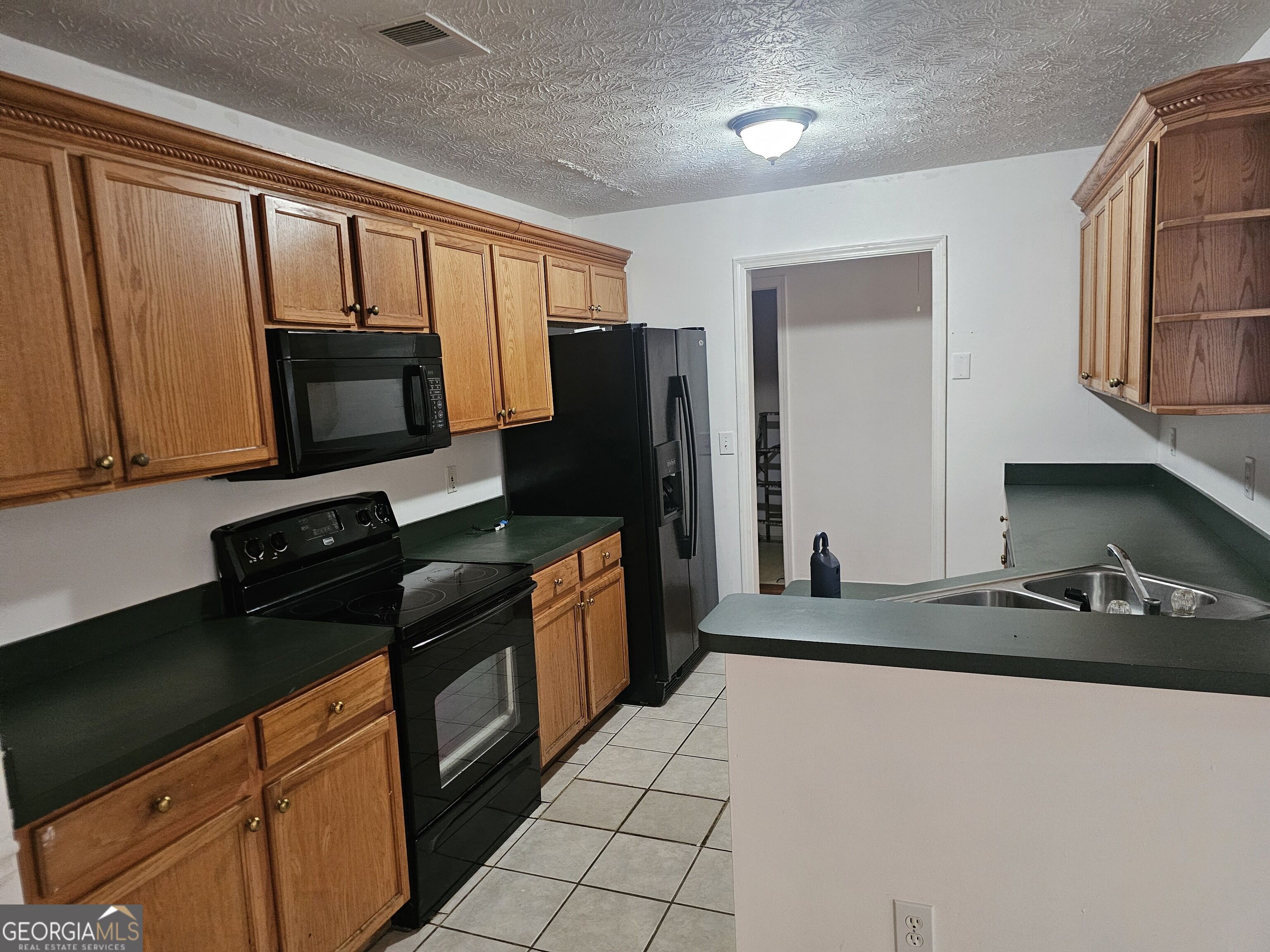 40 Summerwood Lane Property Photo 9