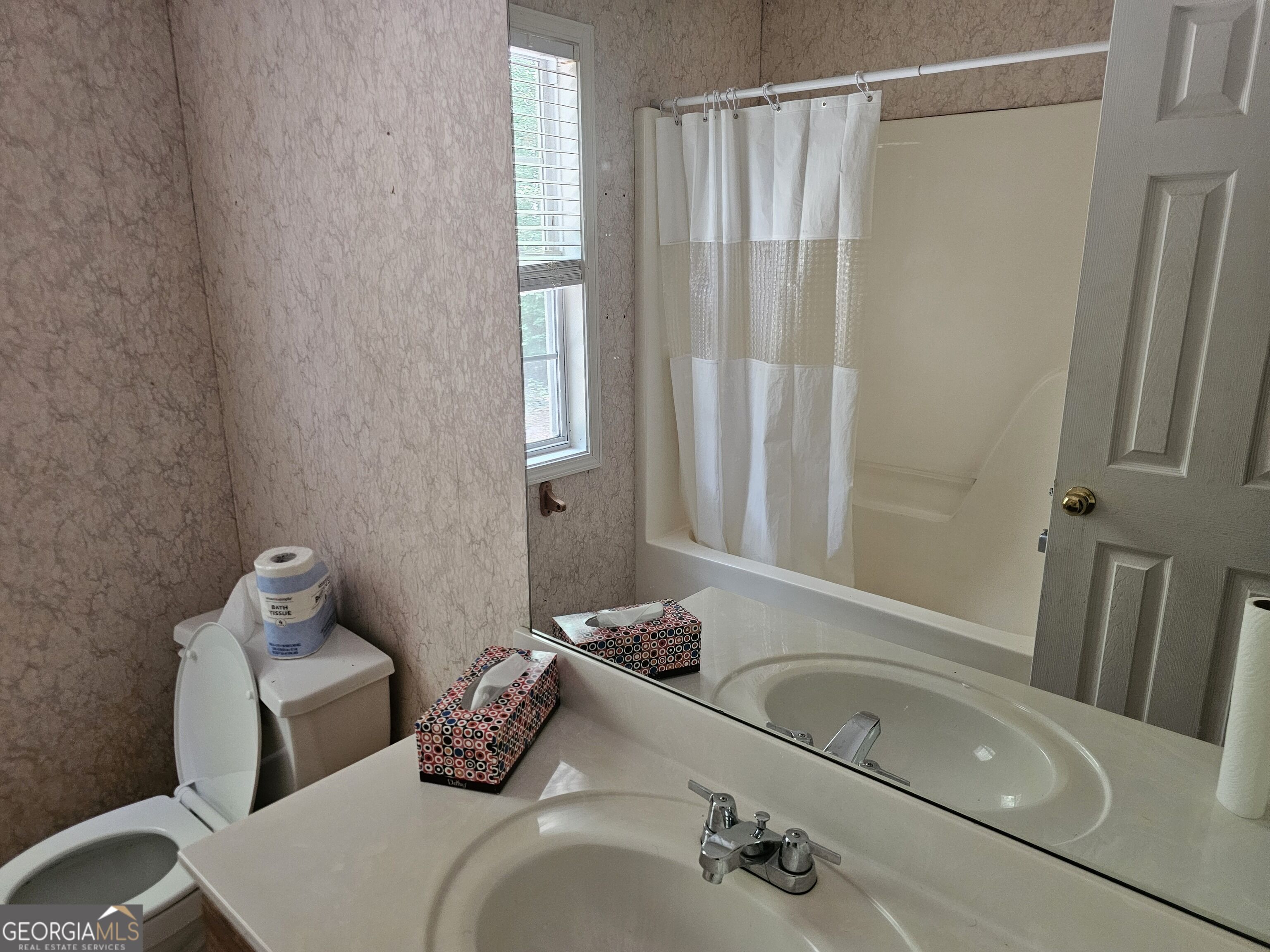 40 Summerwood Lane Property Photo 15