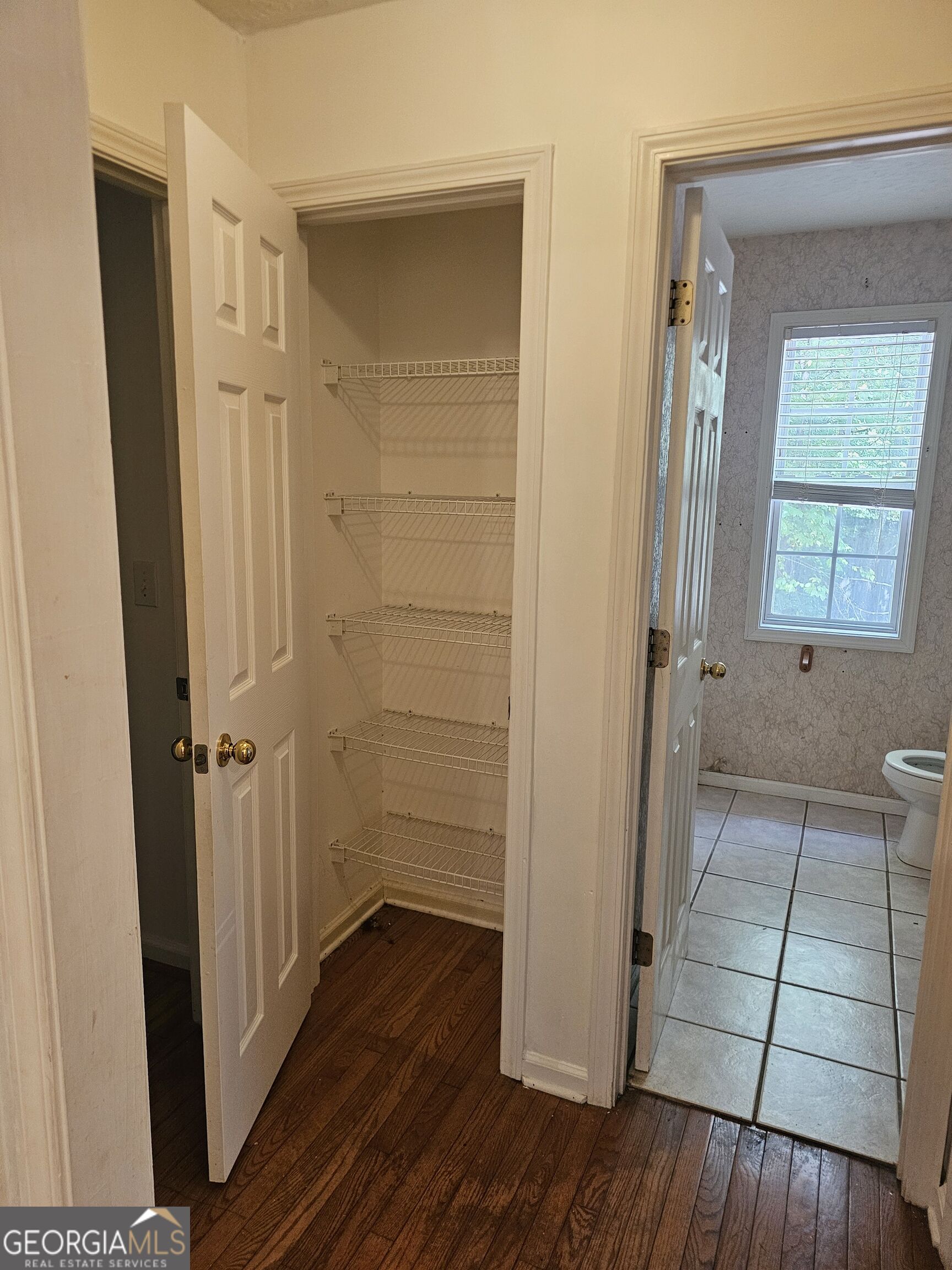 40 Summerwood Lane Property Photo 17