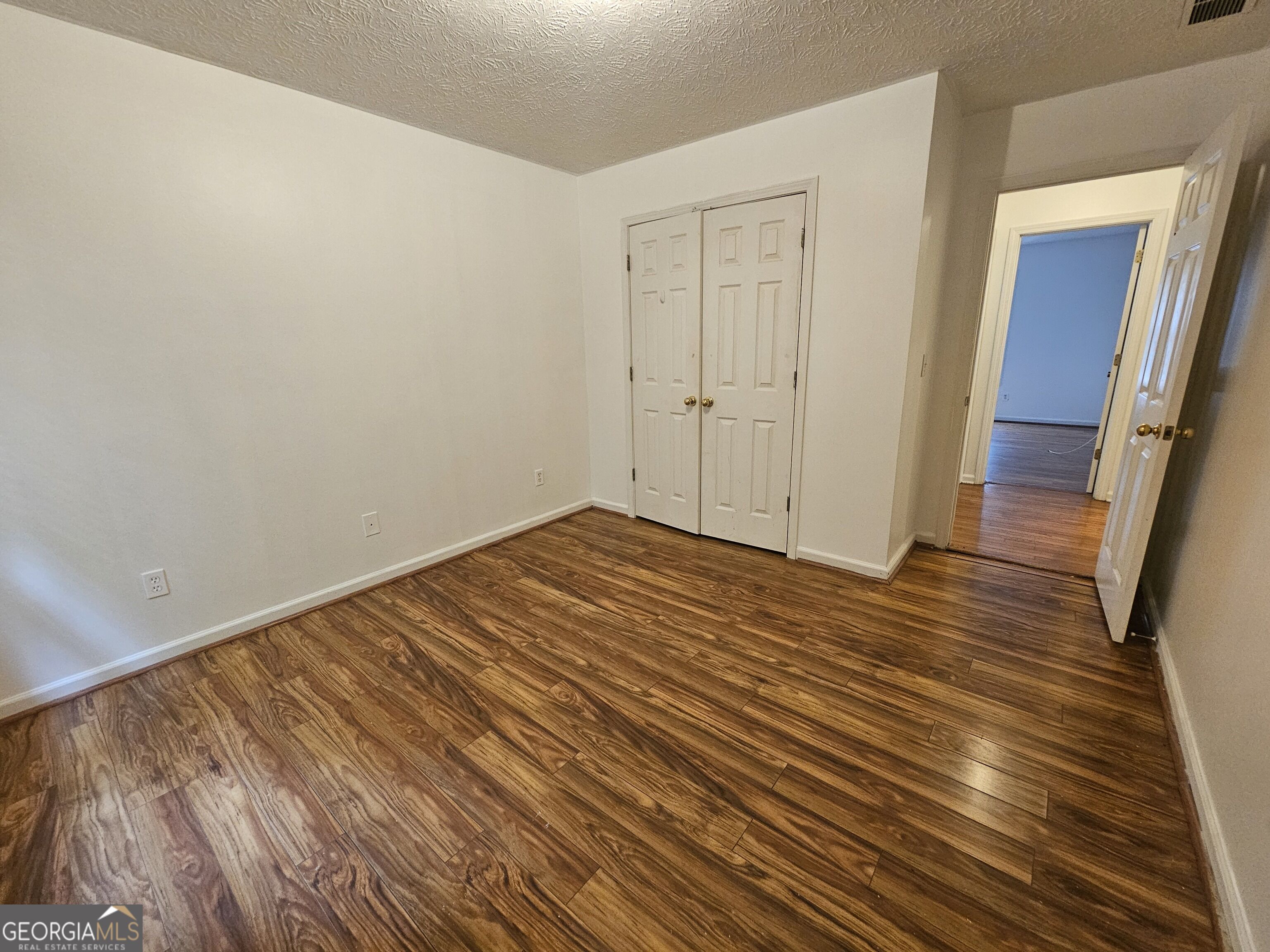 40 Summerwood Lane Property Photo 18