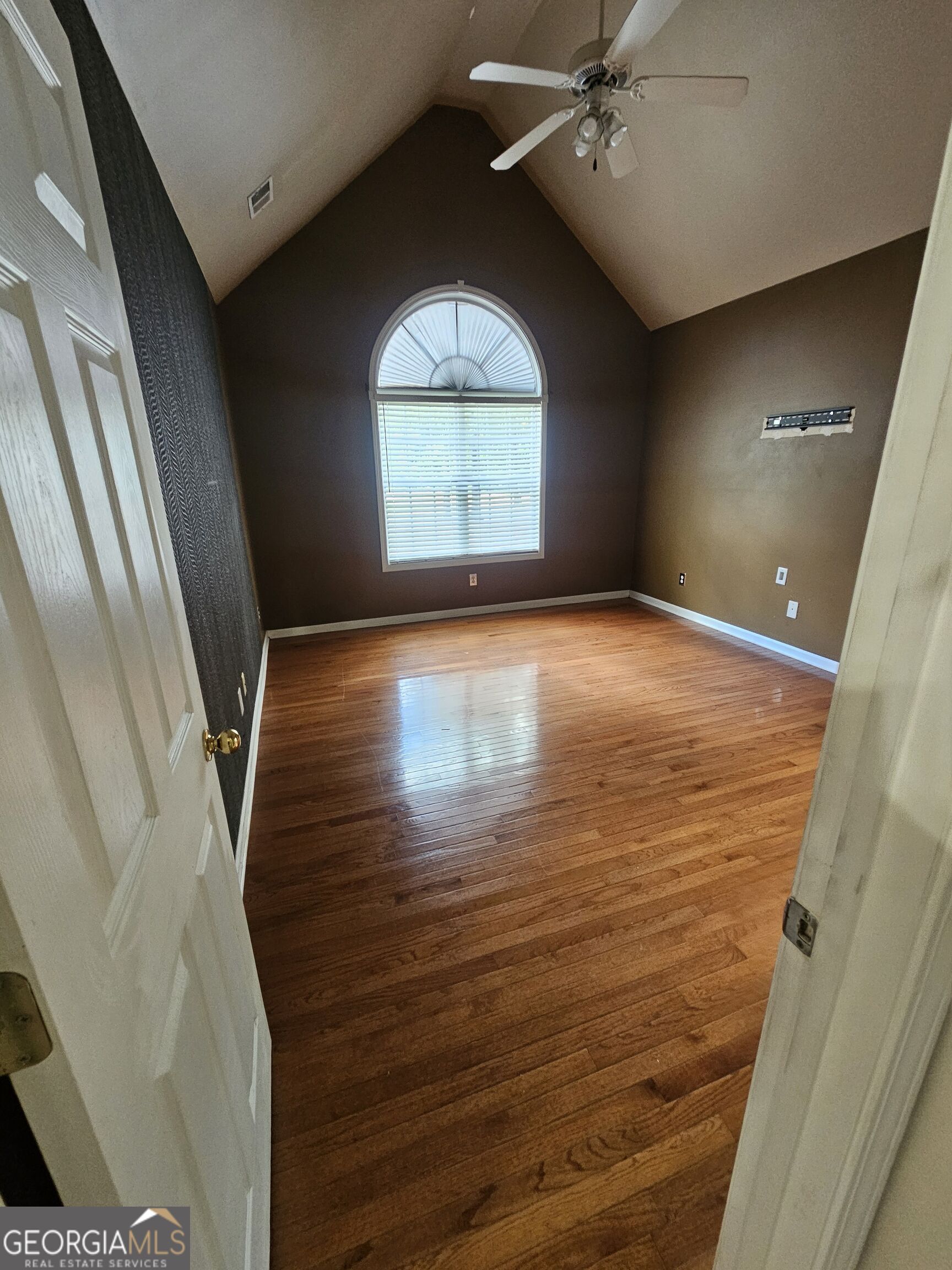 40 Summerwood Lane Property Photo 26