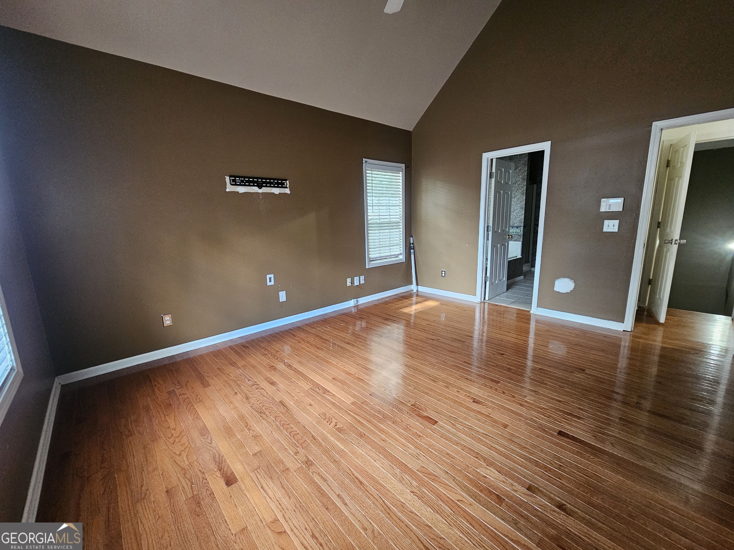 40 Summerwood Lane Property Photo 27