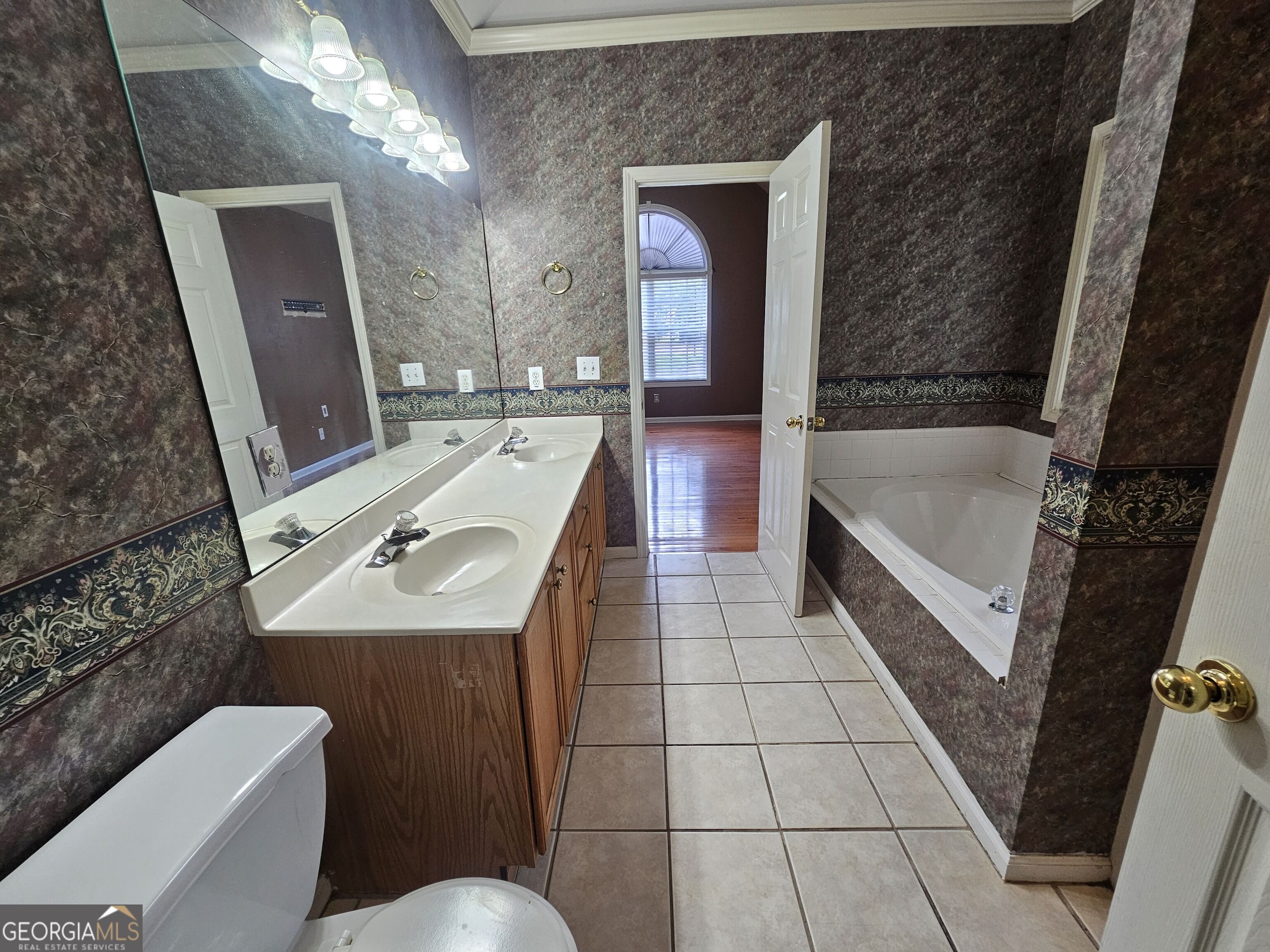 40 Summerwood Lane Property Photo 28