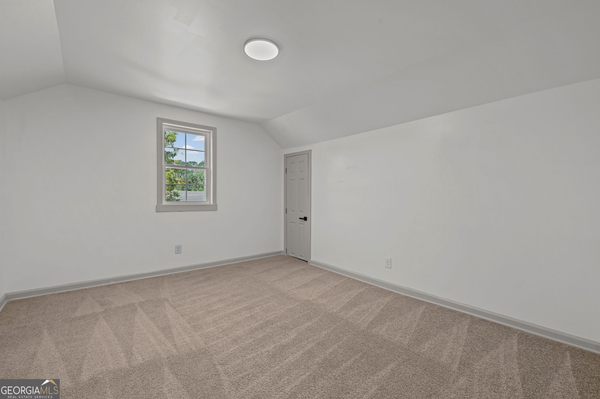 1104 E Mcintosh Road Property Photo 22