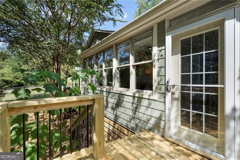 156 Settendown Trail Se Property Photo 22