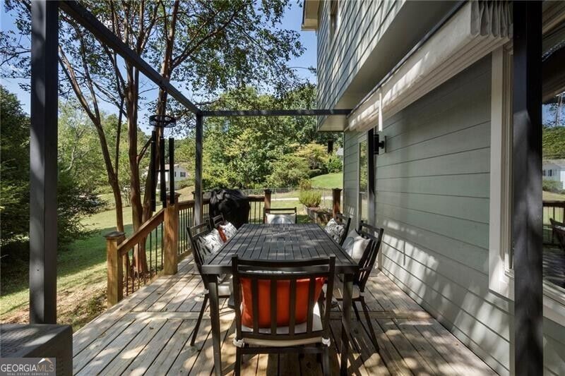 156 Settendown Trail Se Property Photo 23