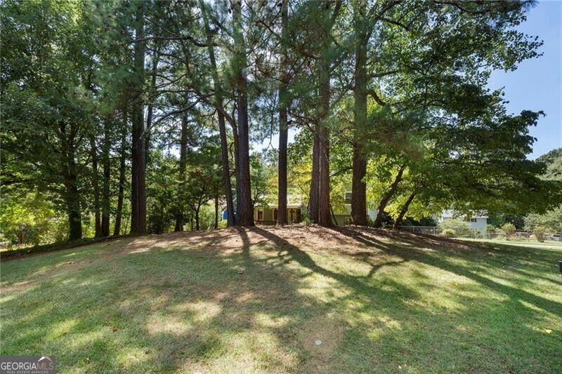 156 Settendown Trail Se Property Photo 45