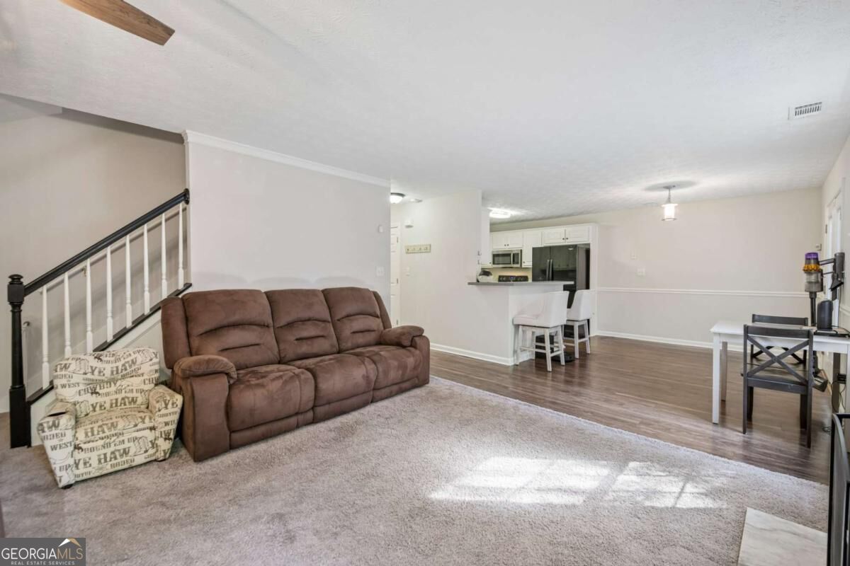 90 Stallsworth Road Property Photo 4