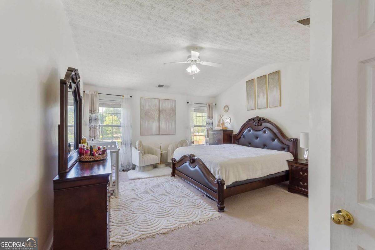 2418 Greenside Court Property Photo 18
