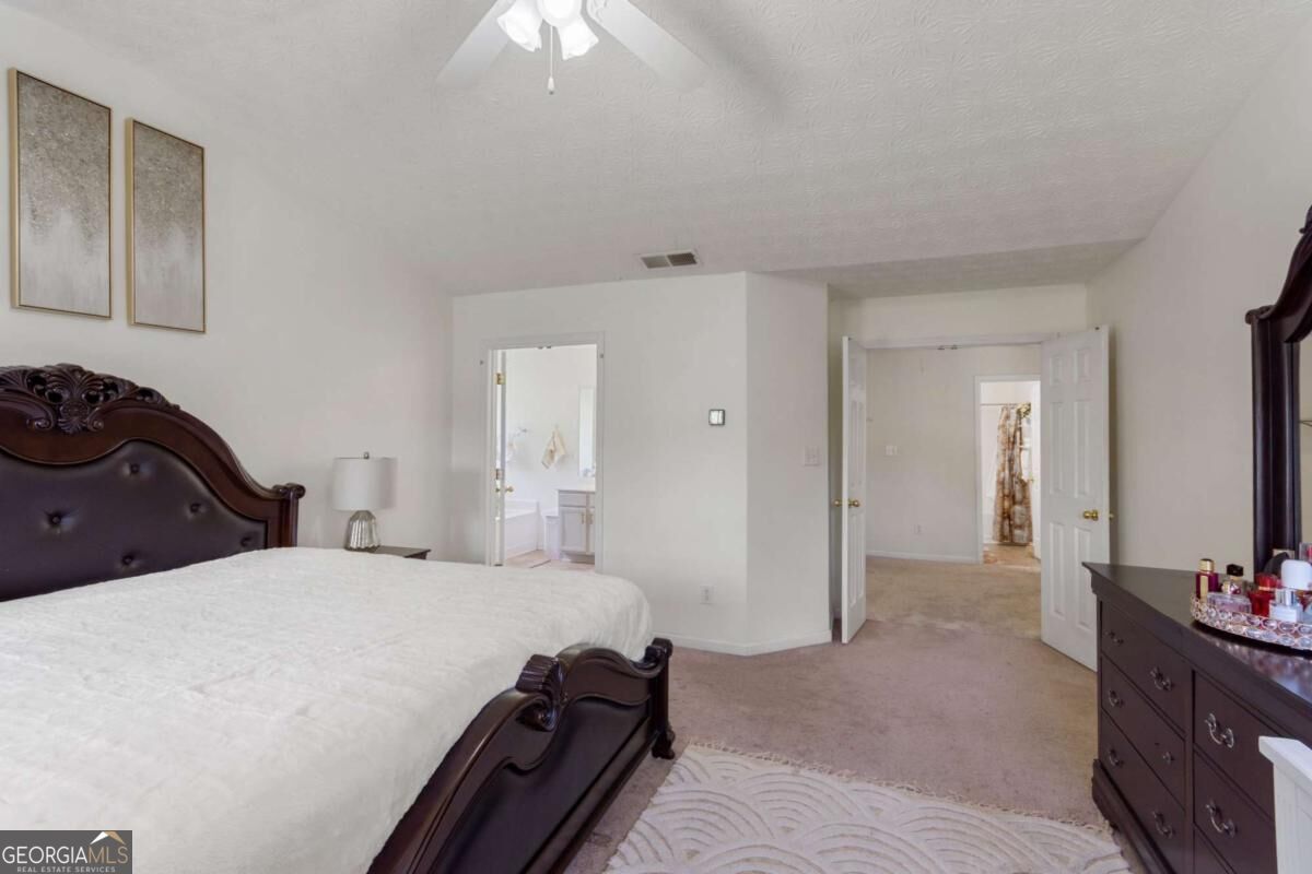 2418 Greenside Court Property Photo 19