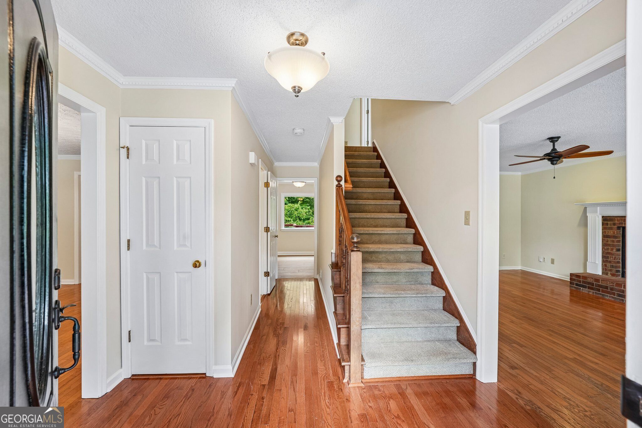 1100 Waterfall Way Property Photo 15
