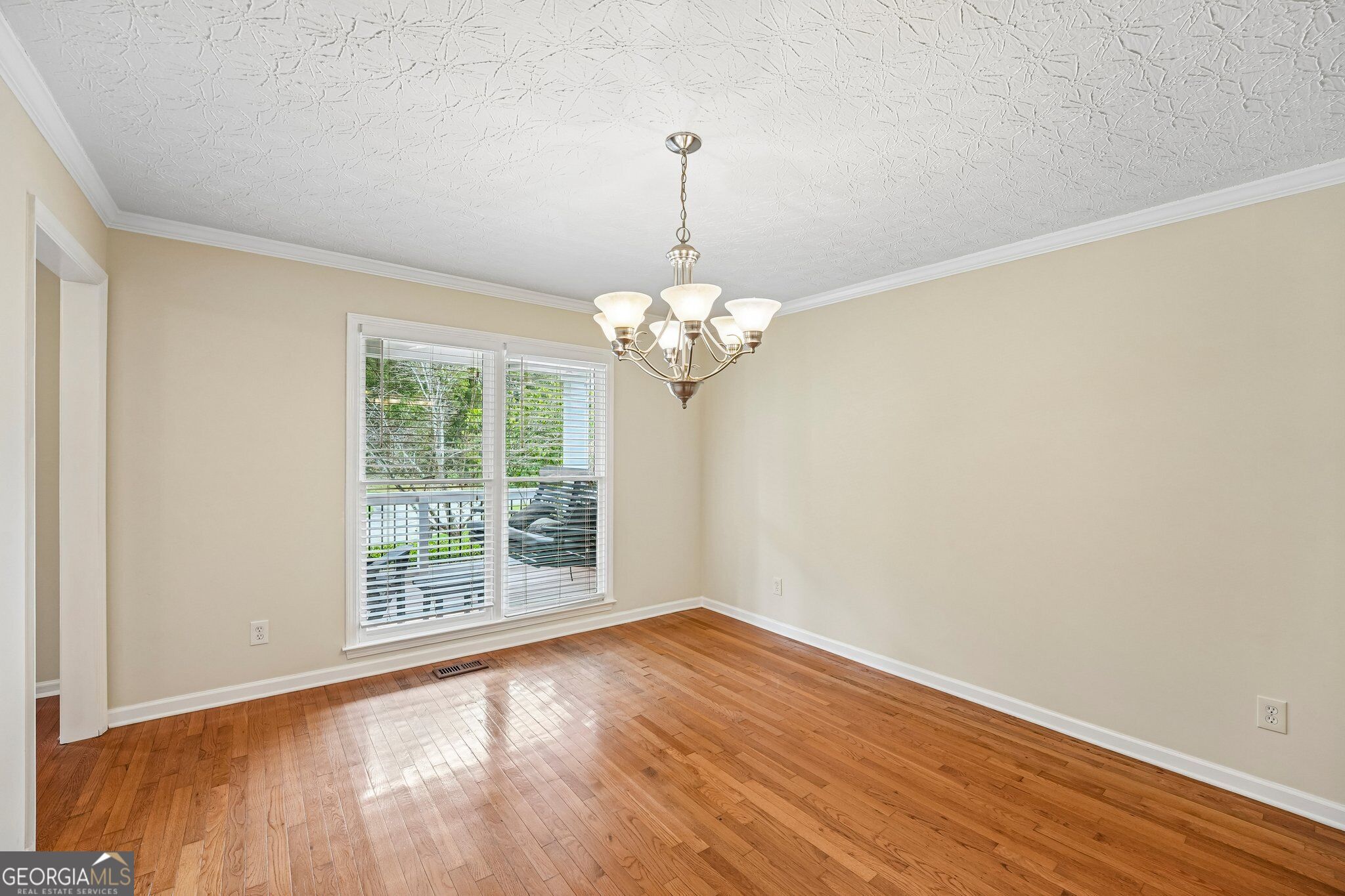 1100 Waterfall Way Property Photo 20