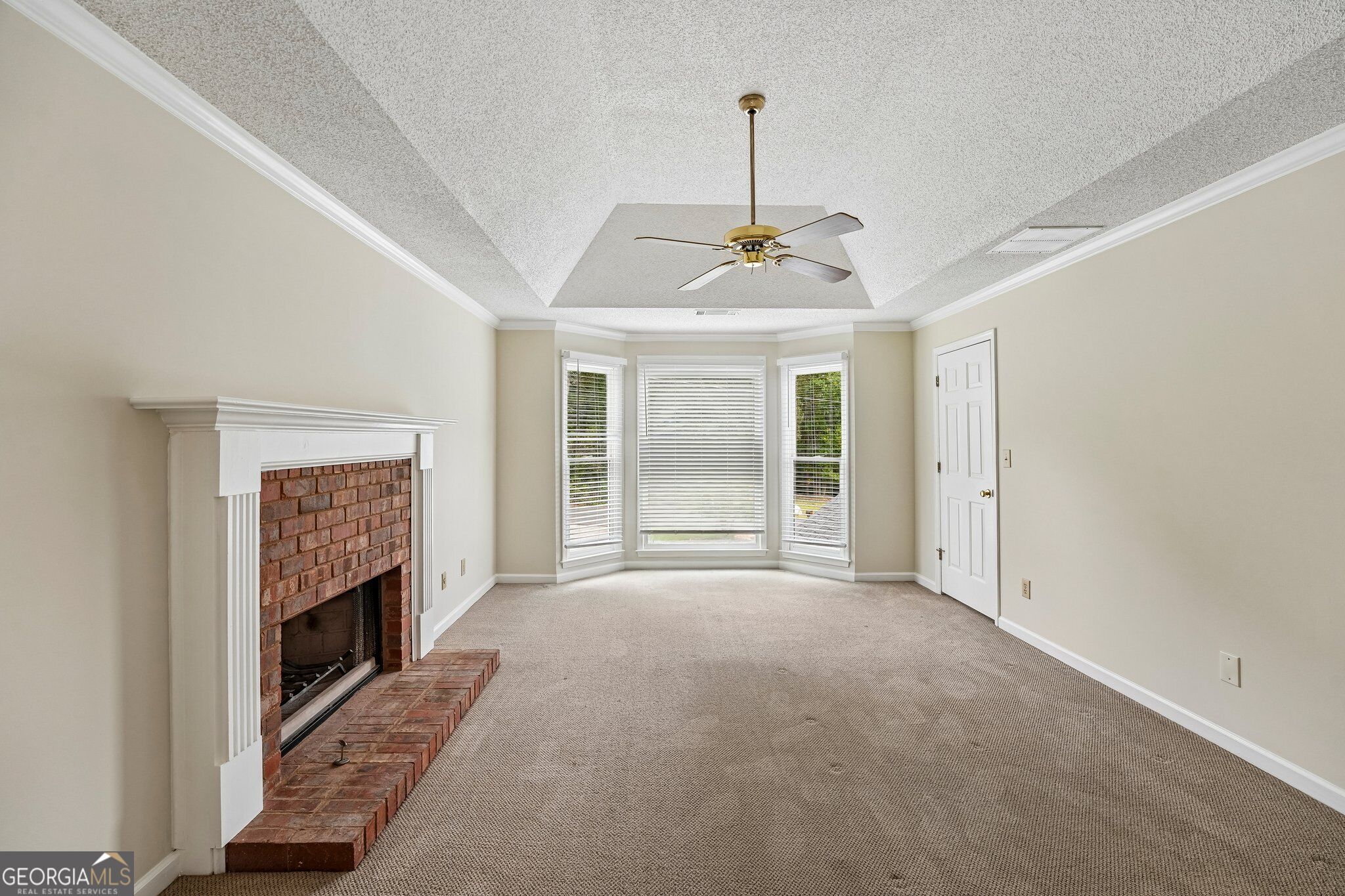 1100 Waterfall Way Property Photo 38