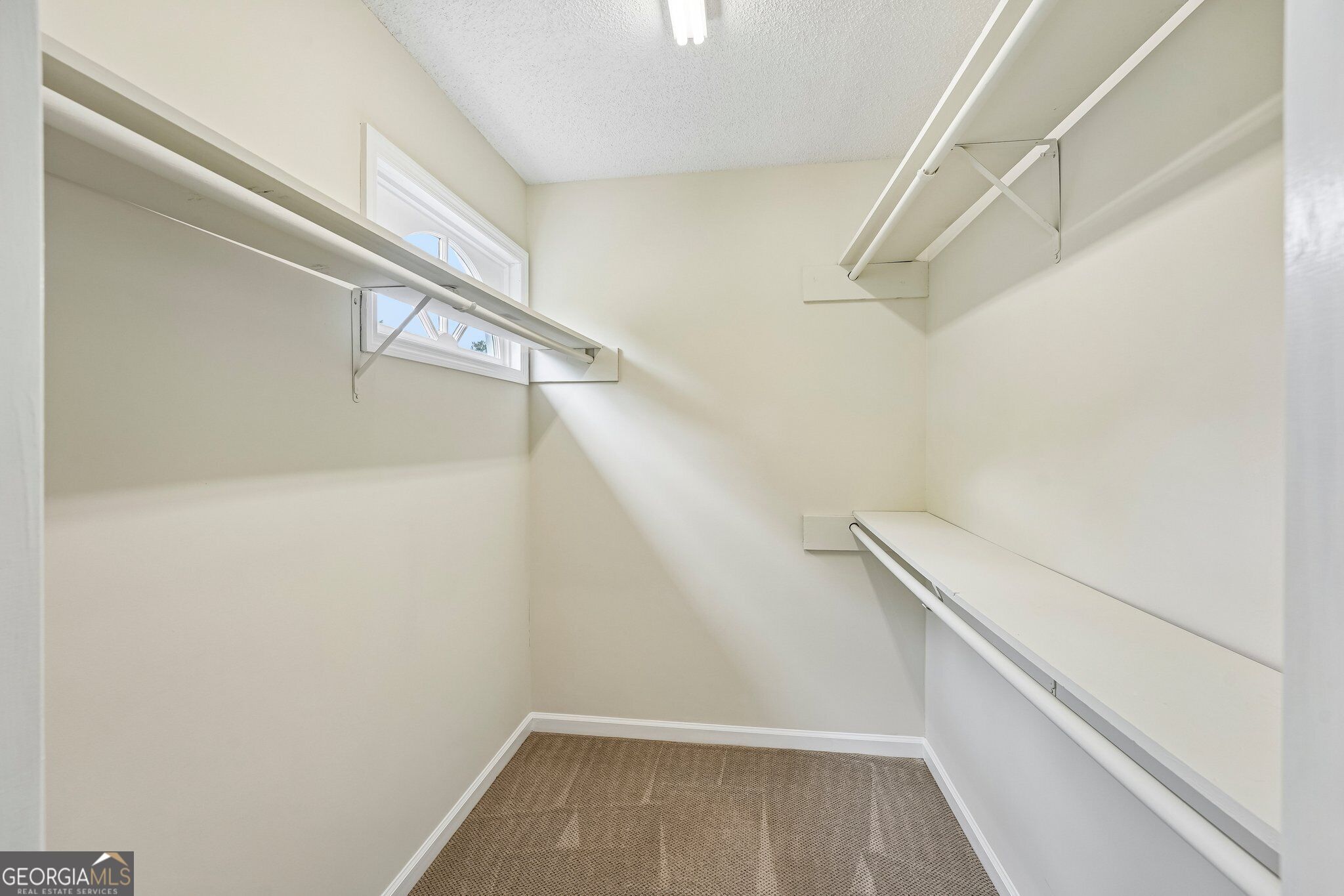 1100 Waterfall Way Property Photo 39
