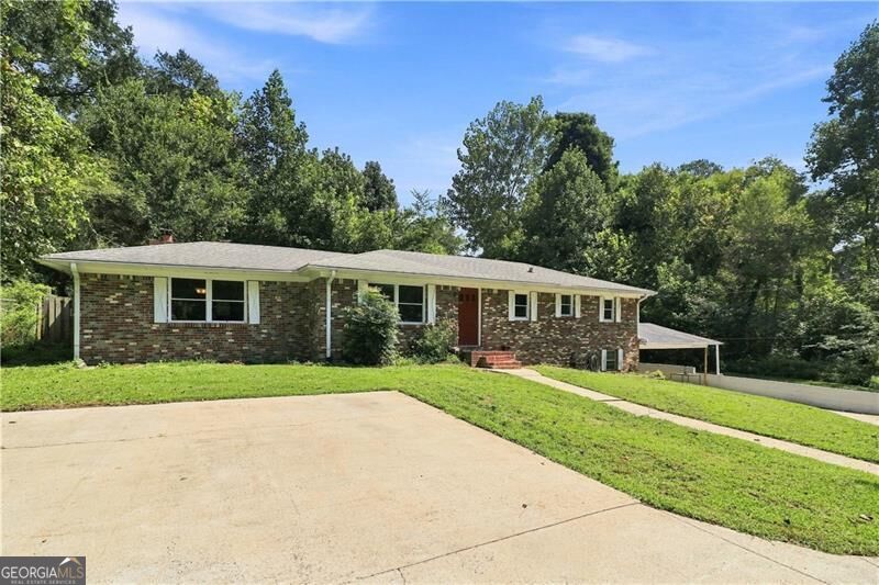 2033 Cardell Road Property Photo 2
