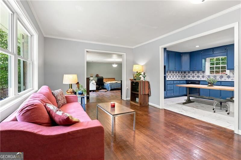 2033 Cardell Road Property Photo 8