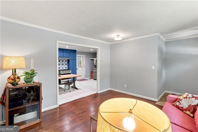 2033 Cardell Road Property Photo 9