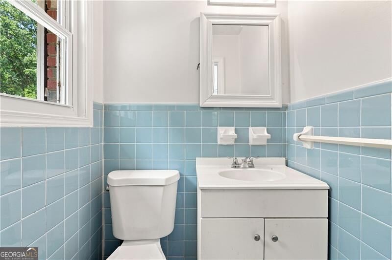 2033 Cardell Road Property Photo 13