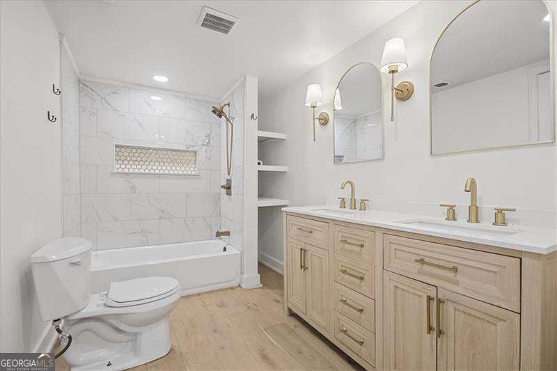 178 White Antelope Street Property Photo 17
