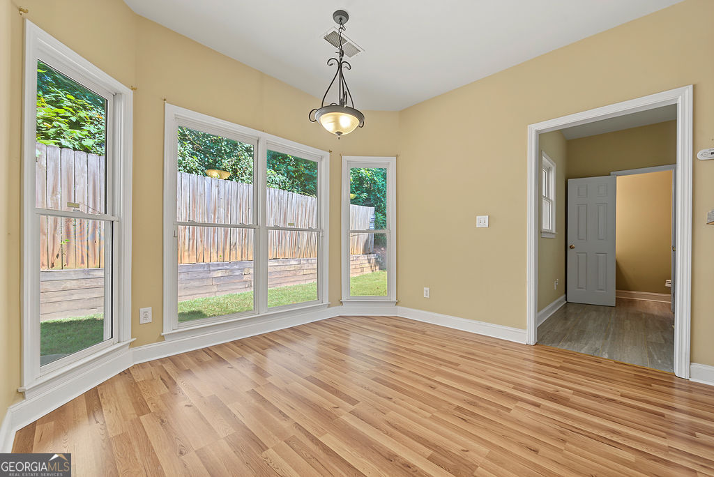 2875 Montview Drive Sw Property Photo 10