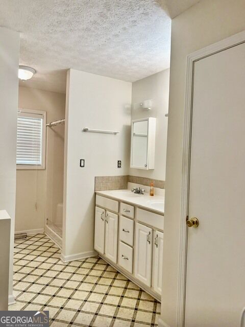 204 Lafayette St Property Photo 9