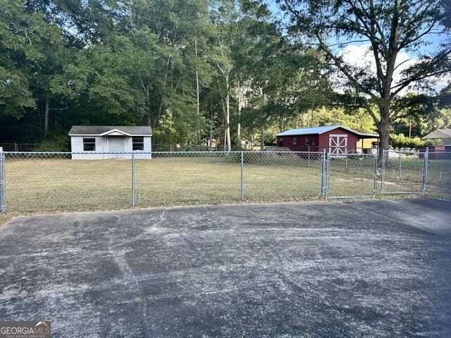 204 Lafayette St Property Photo 14